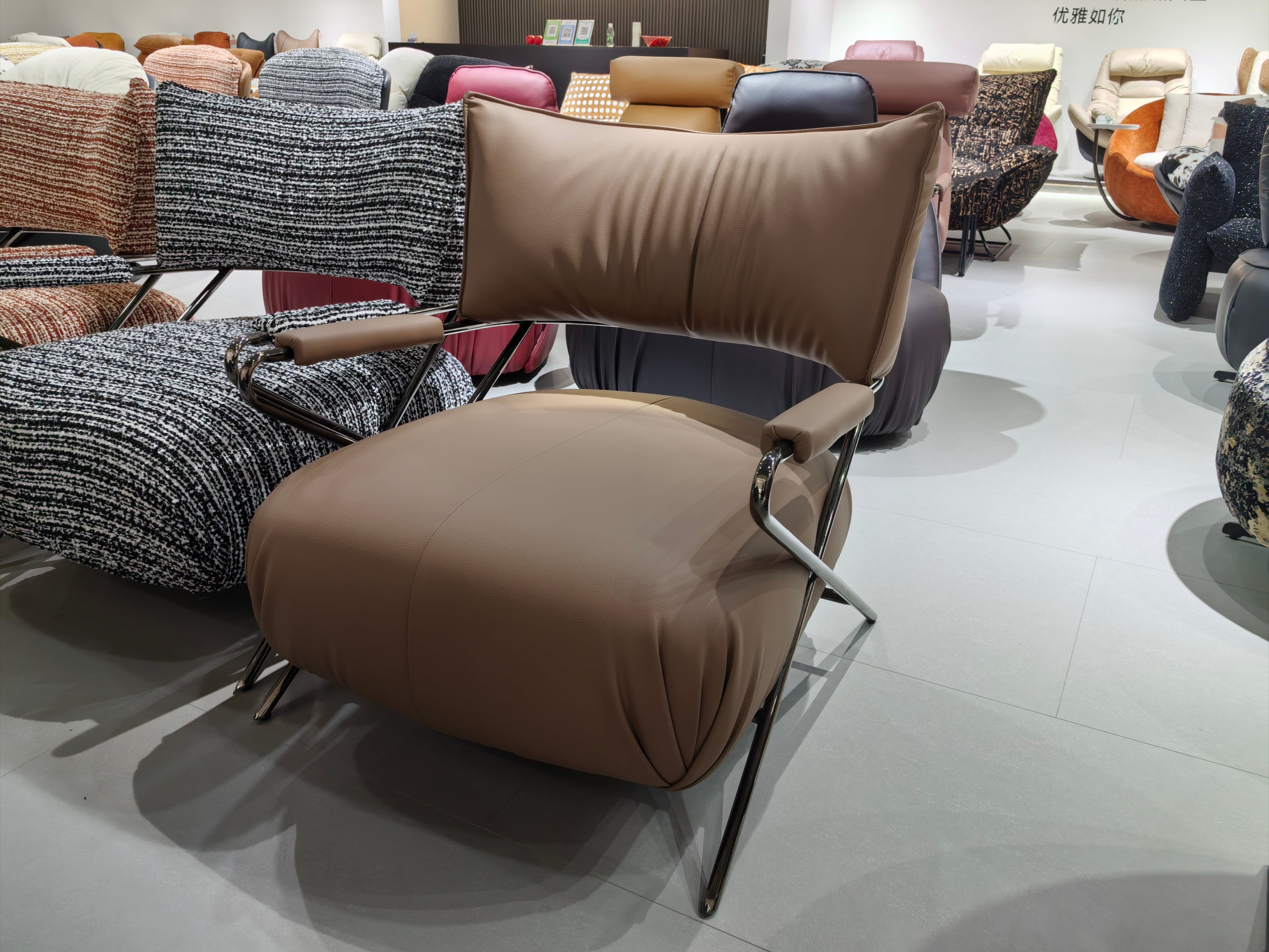 Armchair Bage Leather LKX007ACSY | LEUKHOME