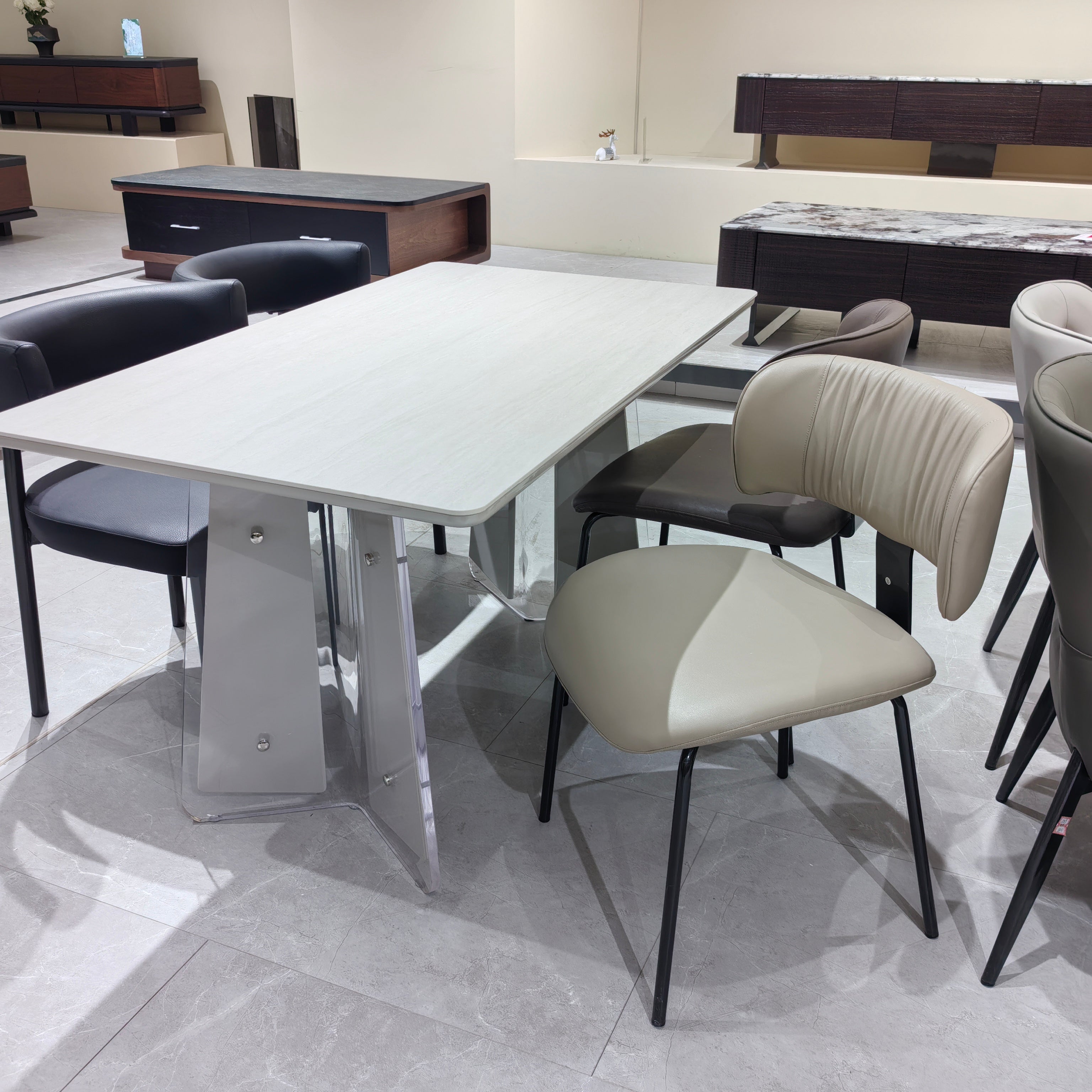 Dining Chair (2 Chairs) LKD030DCAYG | LEUKHOME