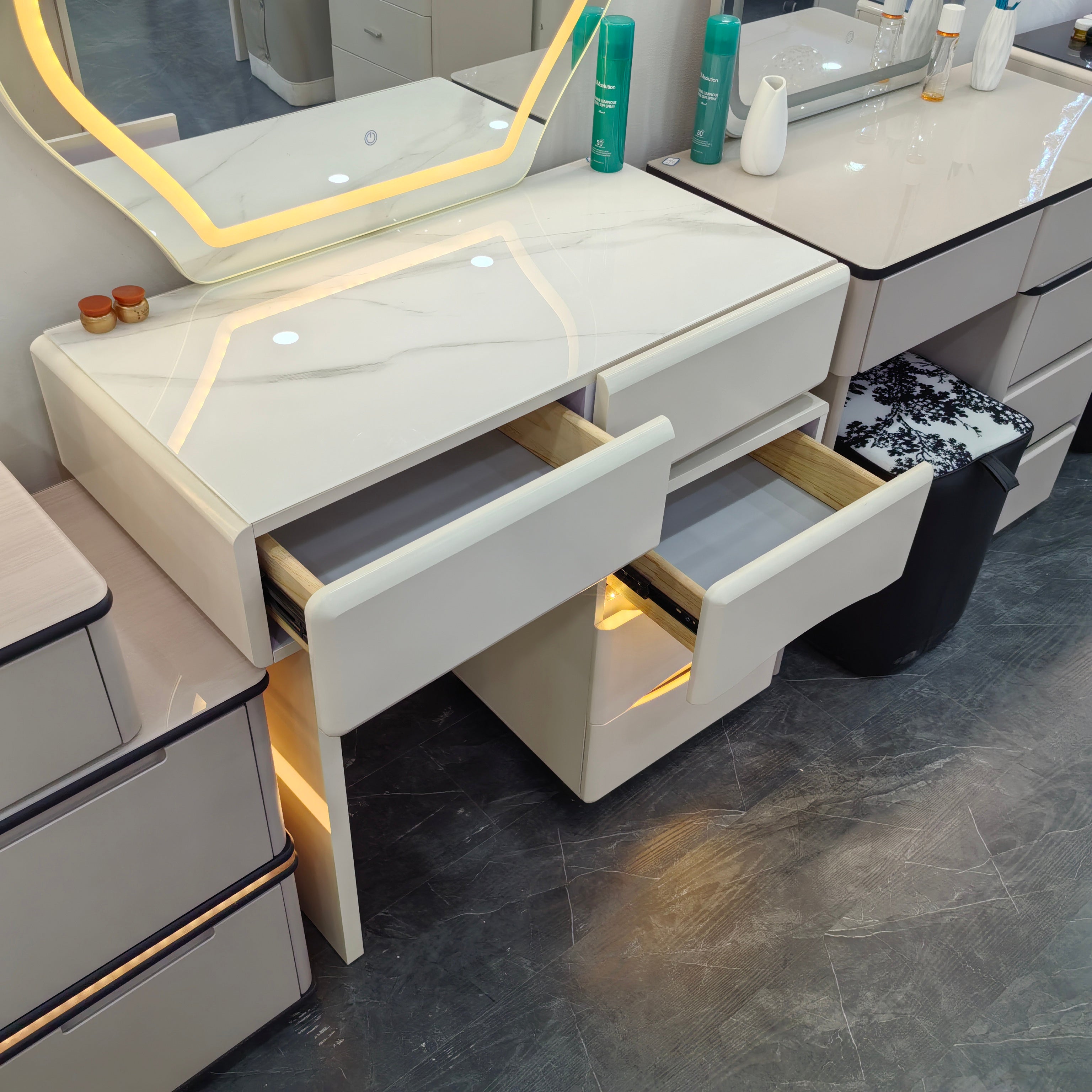 Dresser Baking Paint LKB006DSSQM | LEUKHOME