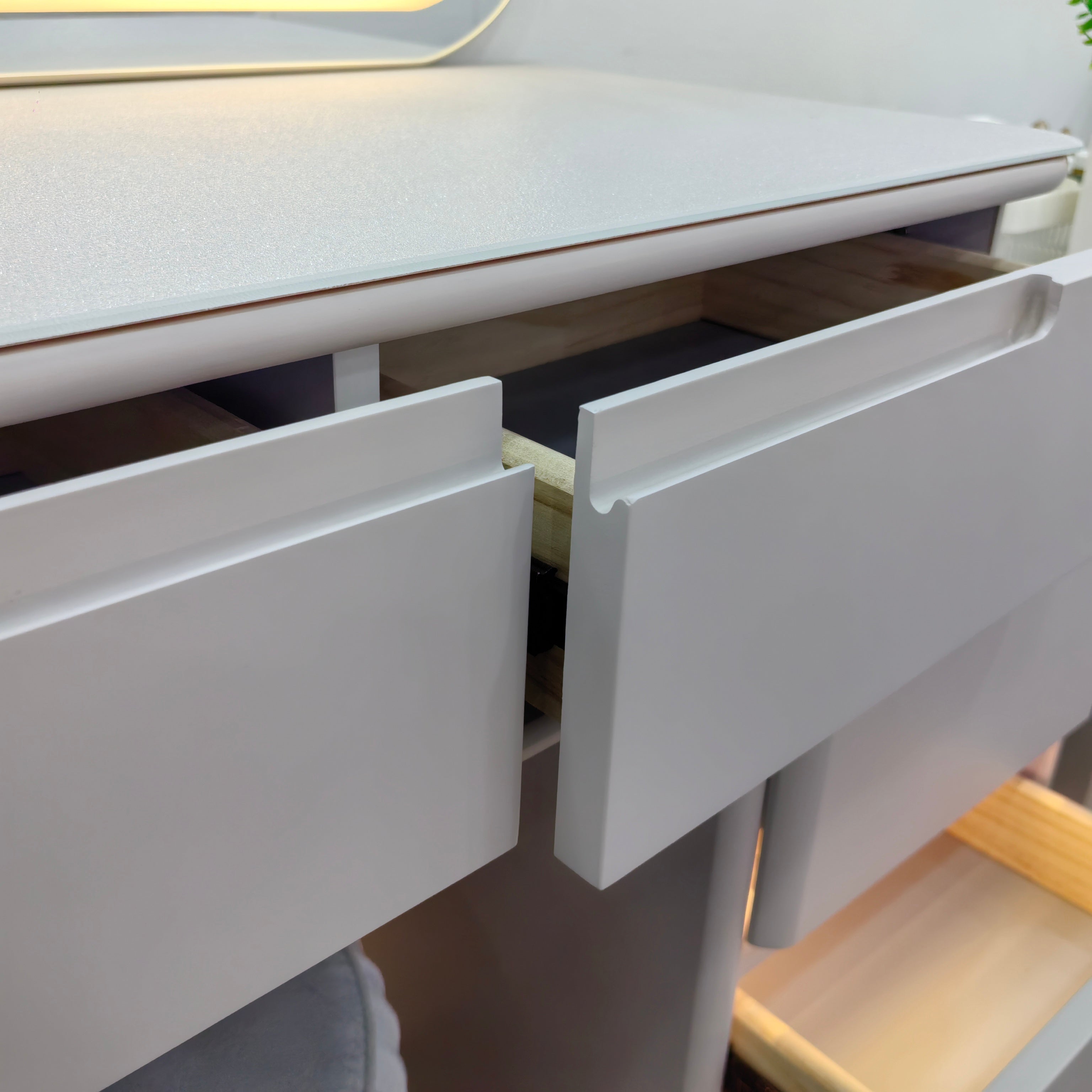 Dresser Baking Paint LKB009DSSQM | LEUKHOME