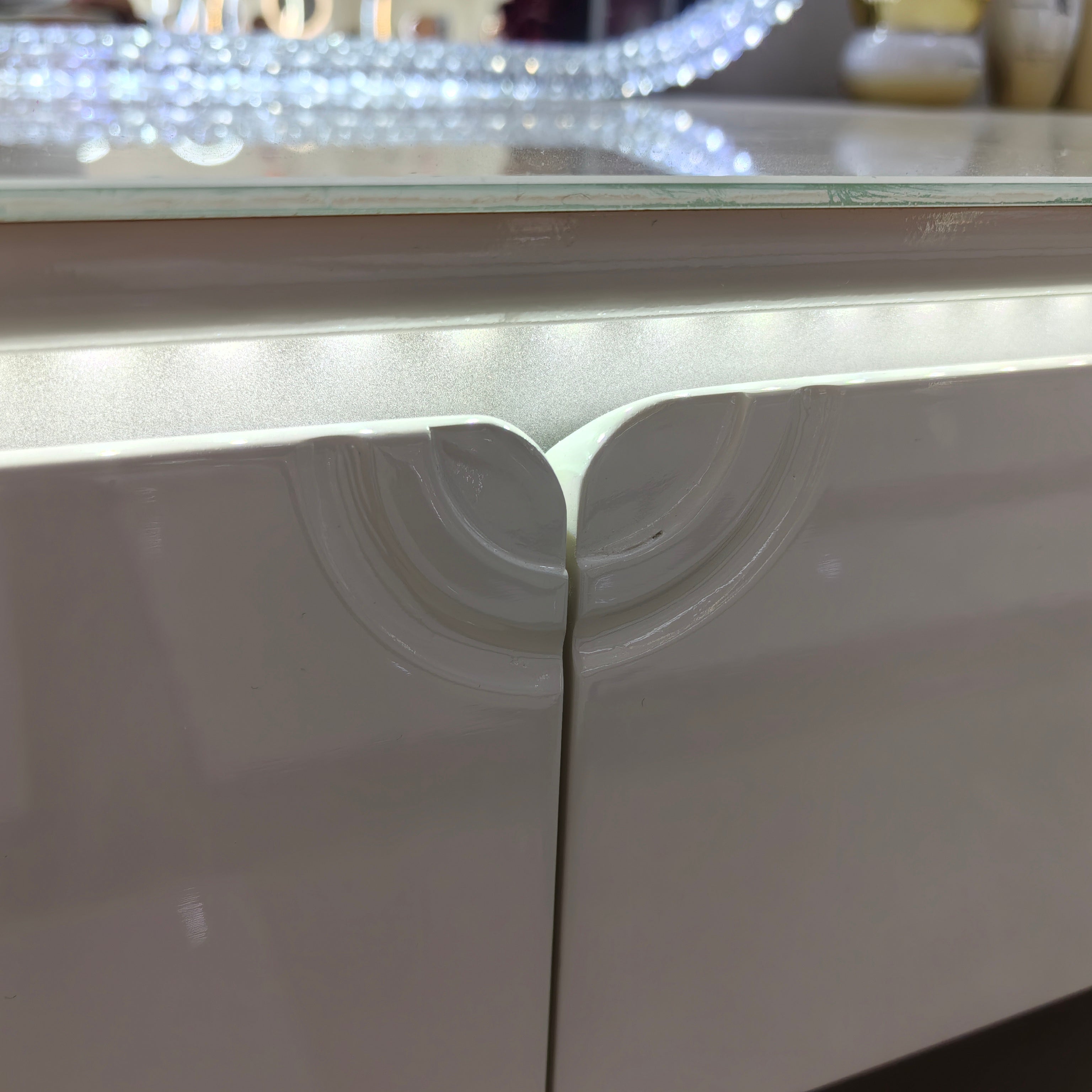 Dresser Baking Paint LKB010DSSQM | LEUKHOME