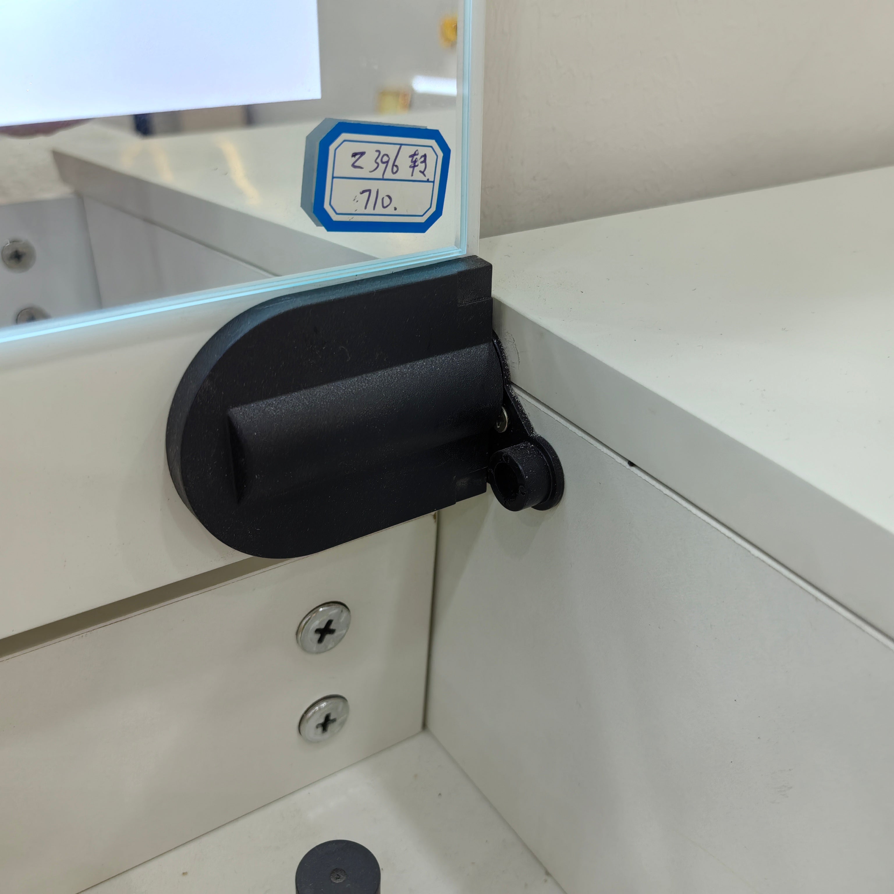 Dresser Baking Paint LKB012DSSQM | LEUKHOME