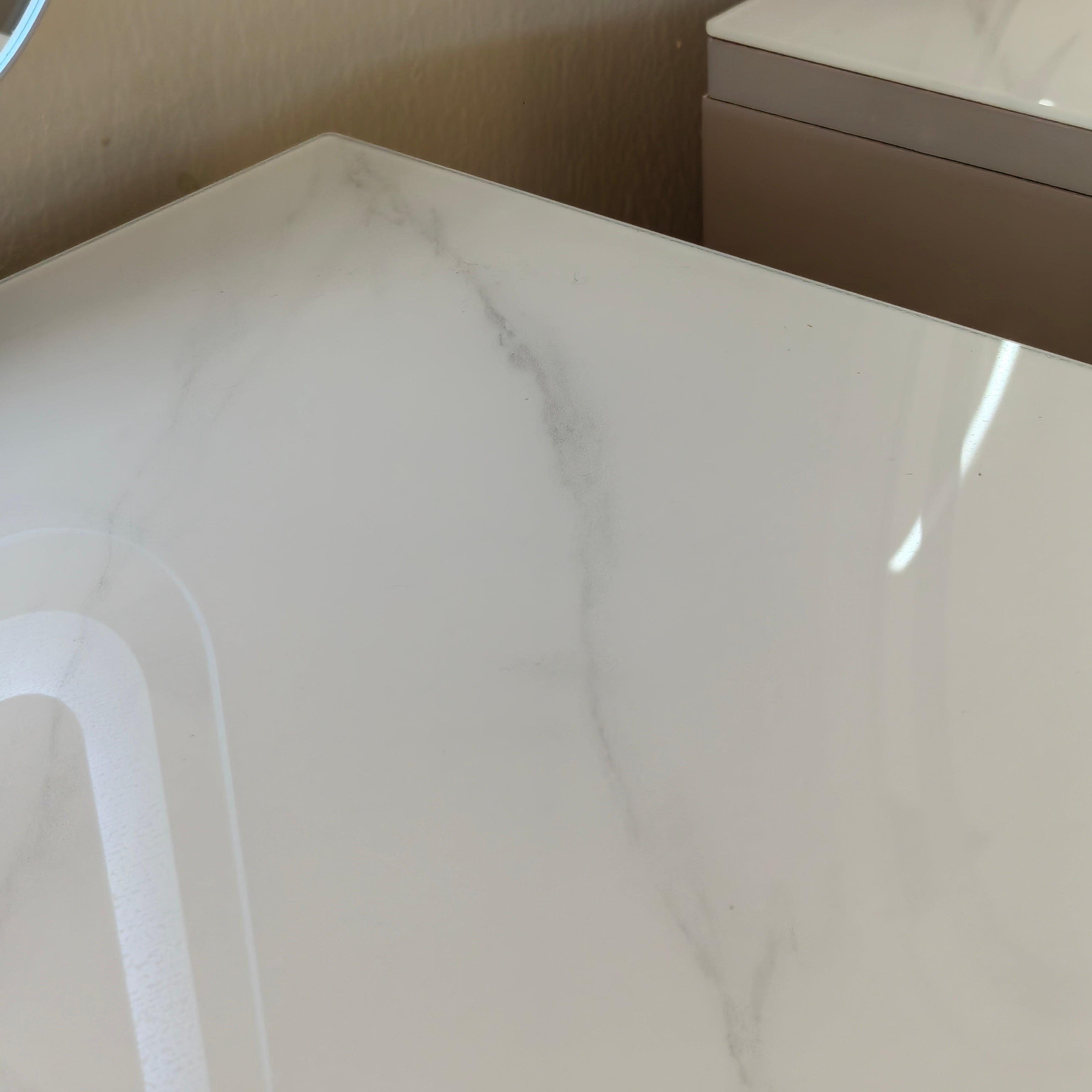 Dresser Thermoforming LKB017DSFED | LEUKHOME