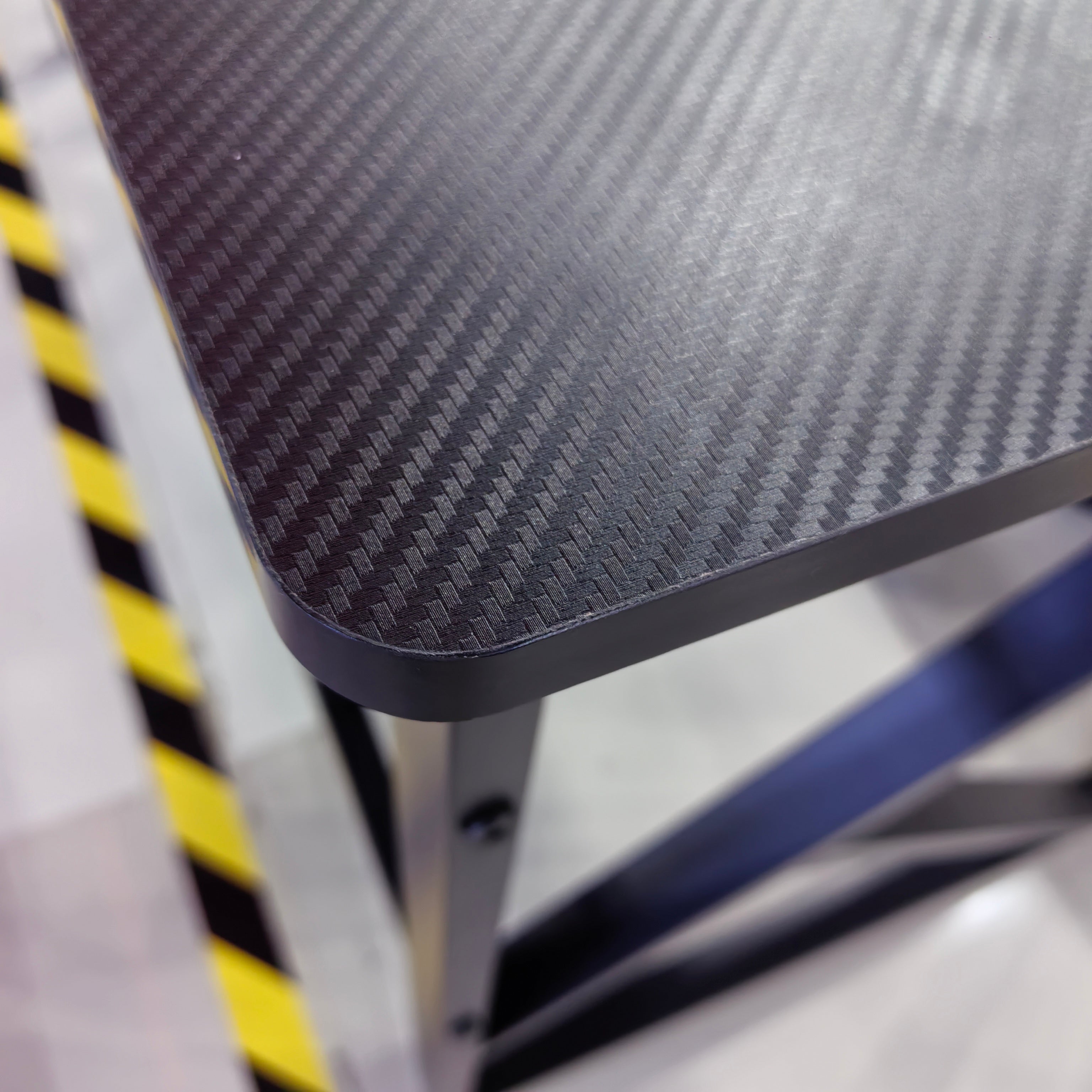 Gaming Table Carbon Fiber Texture Surface LKG019GTYN | LEUKHOME