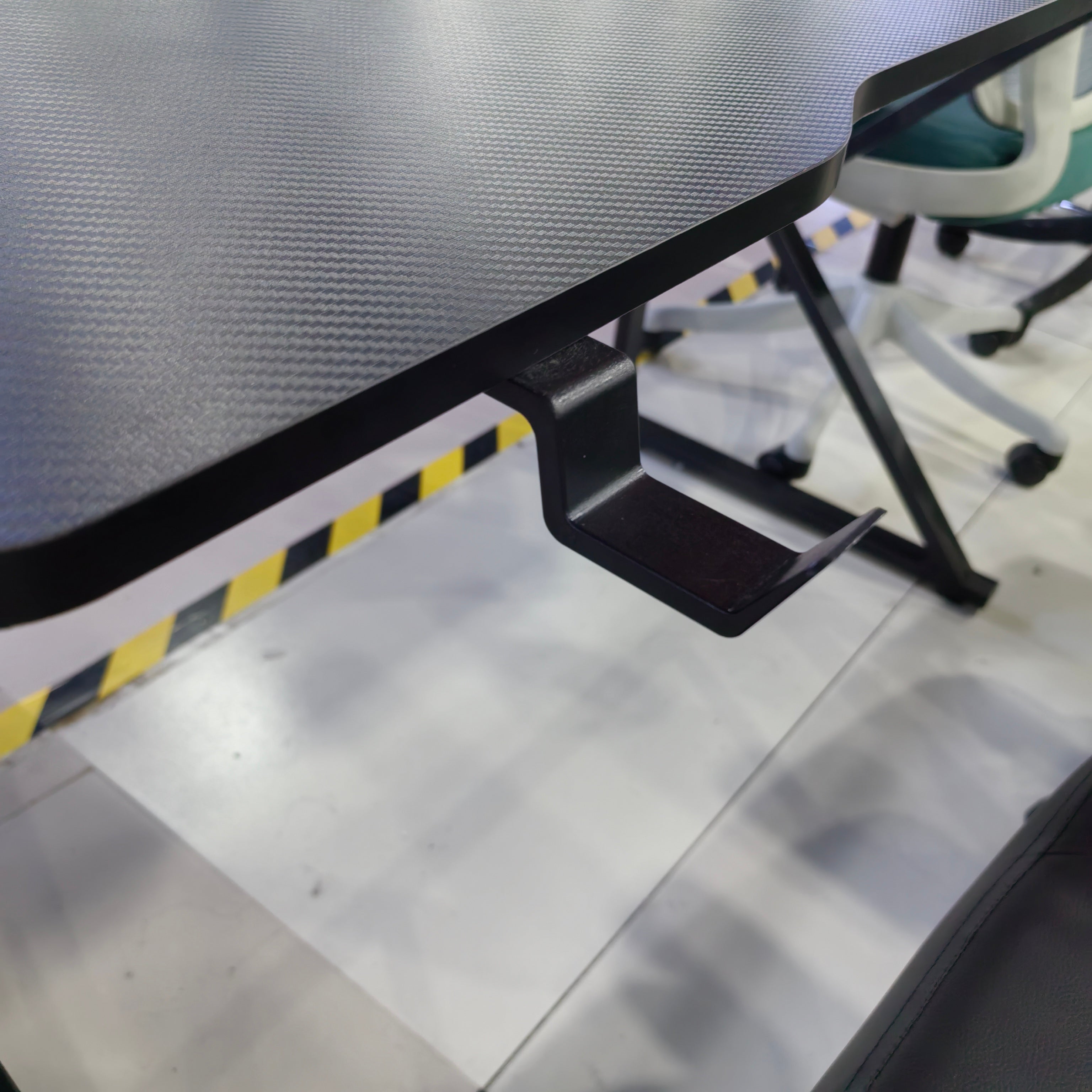 Gaming Table Carbon Fiber Texture Surface LKG019GTYN | LEUKHOME