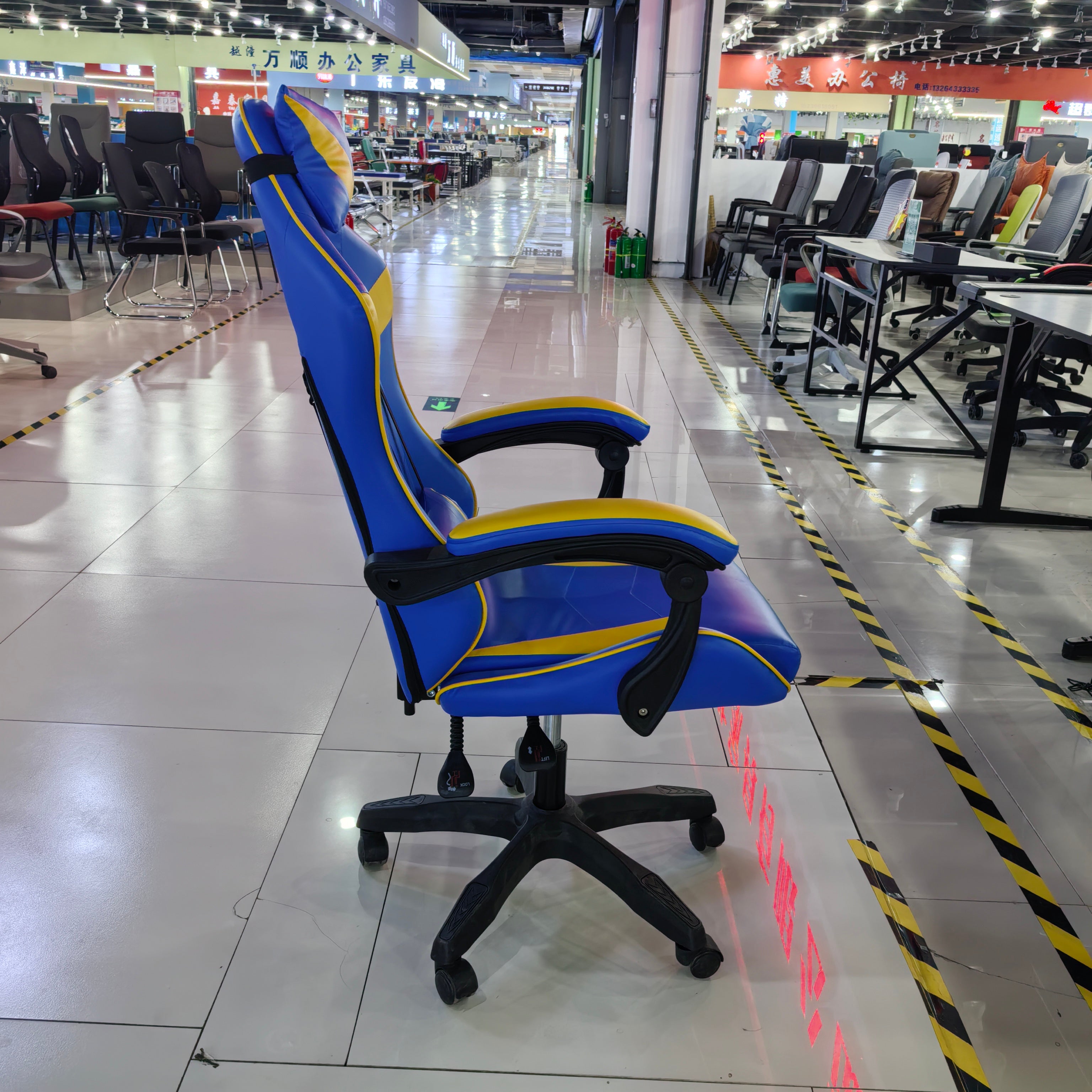 Gaming Chair Blue Adjustable Height (1 Chair) LKG003GCYN | LEUKHOME