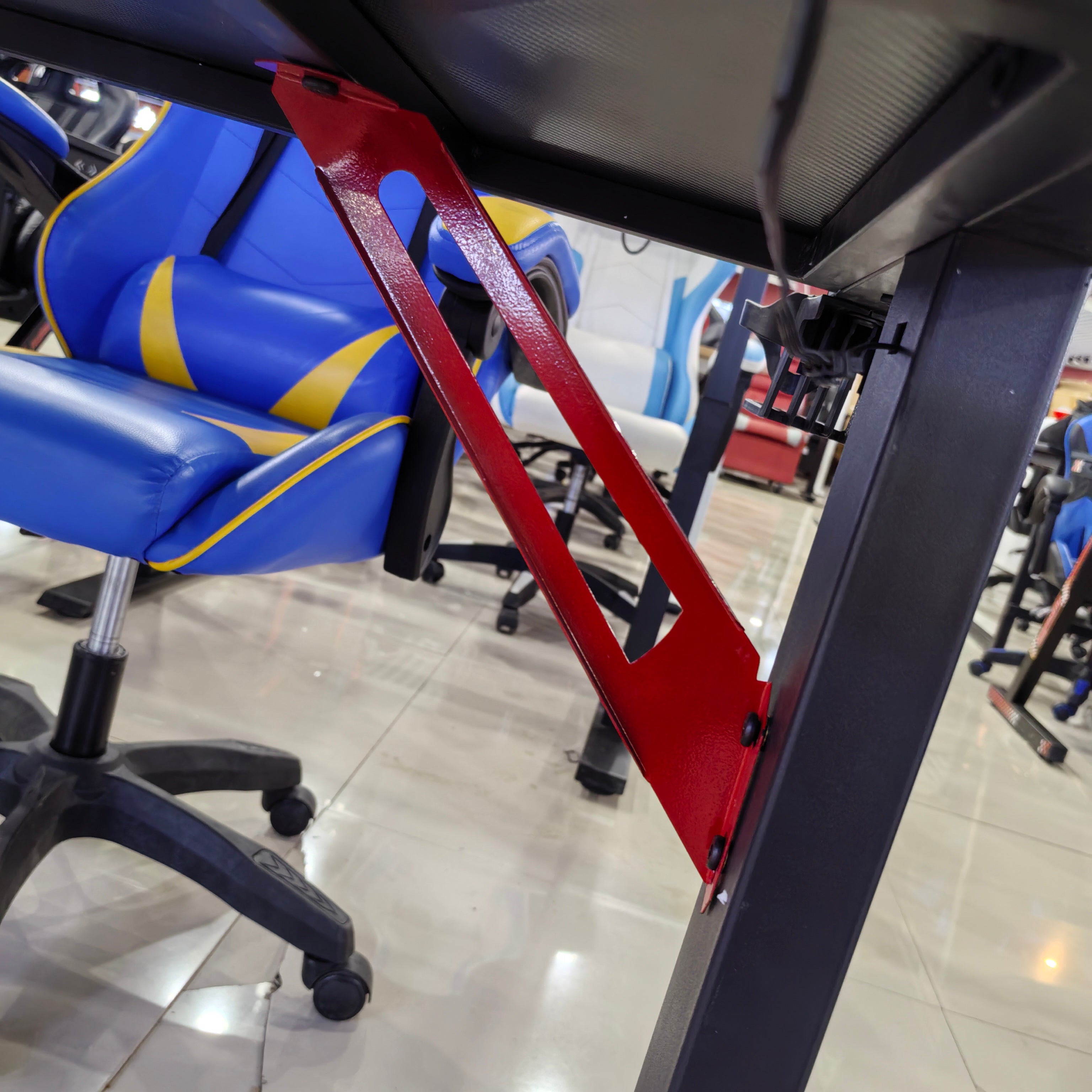 Gaming Table RGB Flash Light LKG026GTYN | LEUKHOME