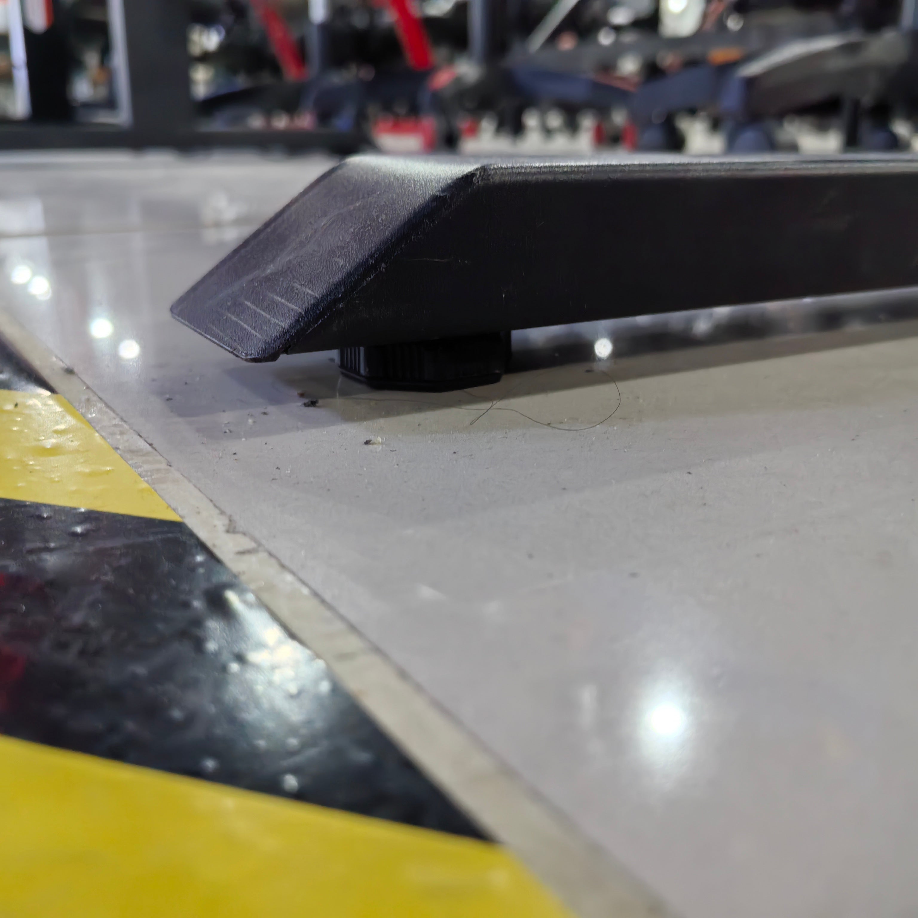 Gaming Table RGB Flash Light LKG026GTYN | LEUKHOME