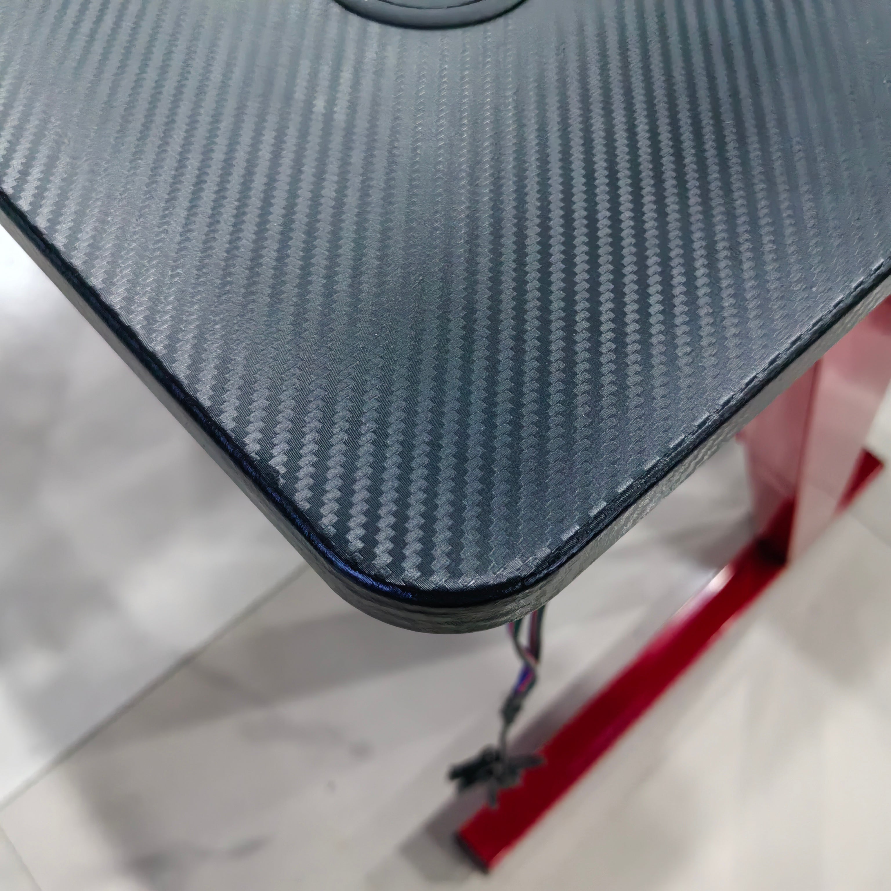 Gaming Table RGB Flash Light LKG022GTYN | LEUKHOME