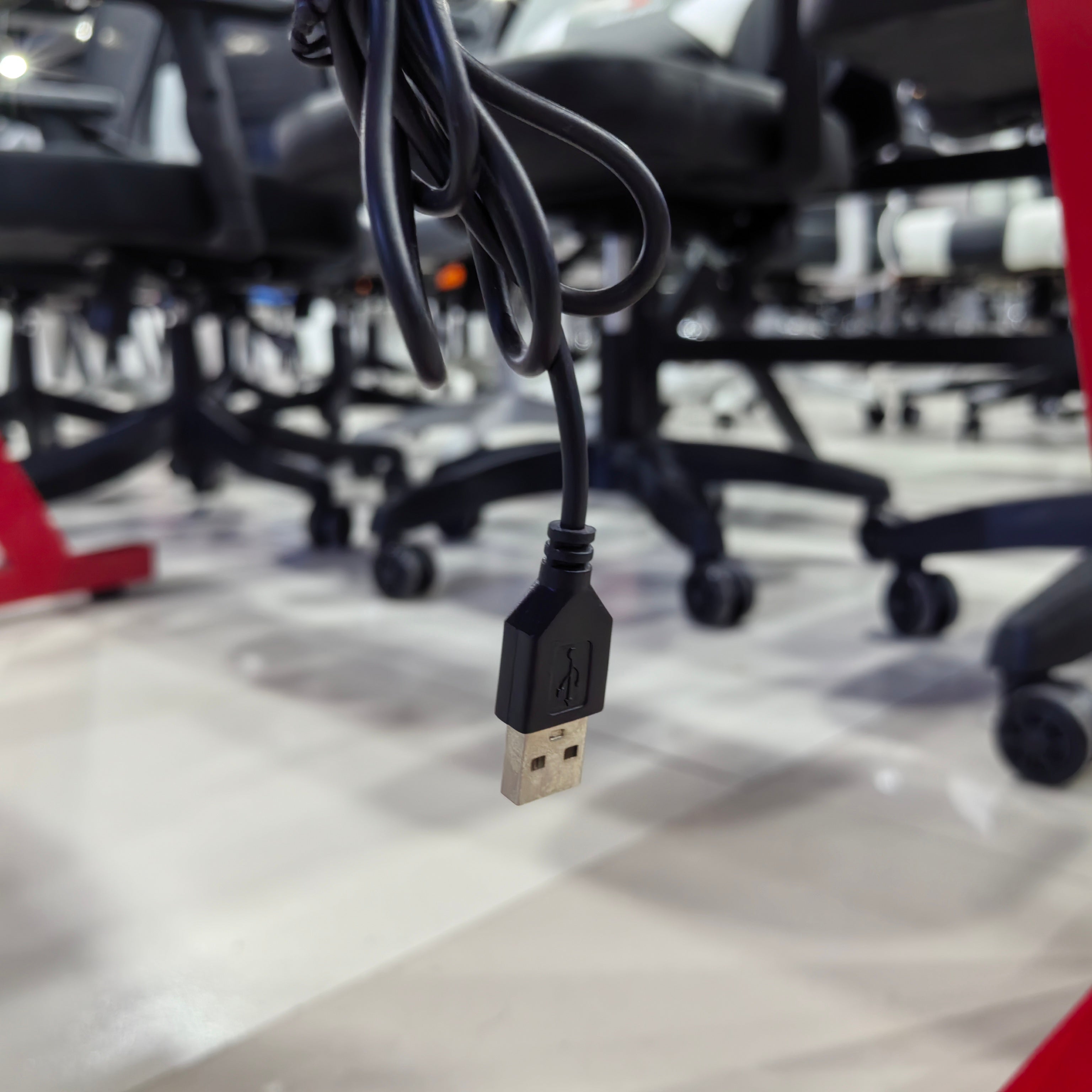 Gaming Table RGB Flash Light LKG022GTYN | LEUKHOME