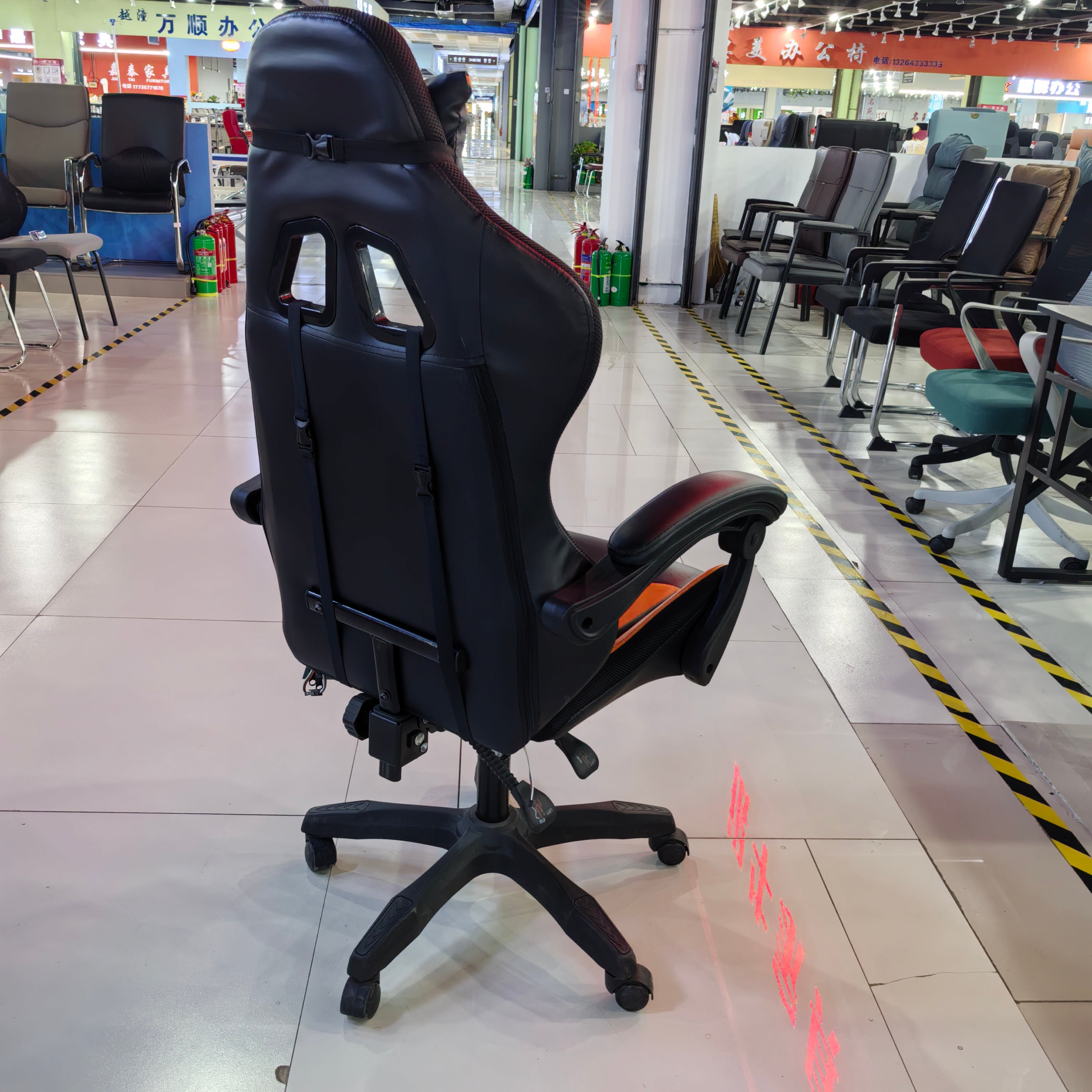 Gaming Chair Orange Adjustable Height (1 Chair) LKG006GCYN | LEUKHOME