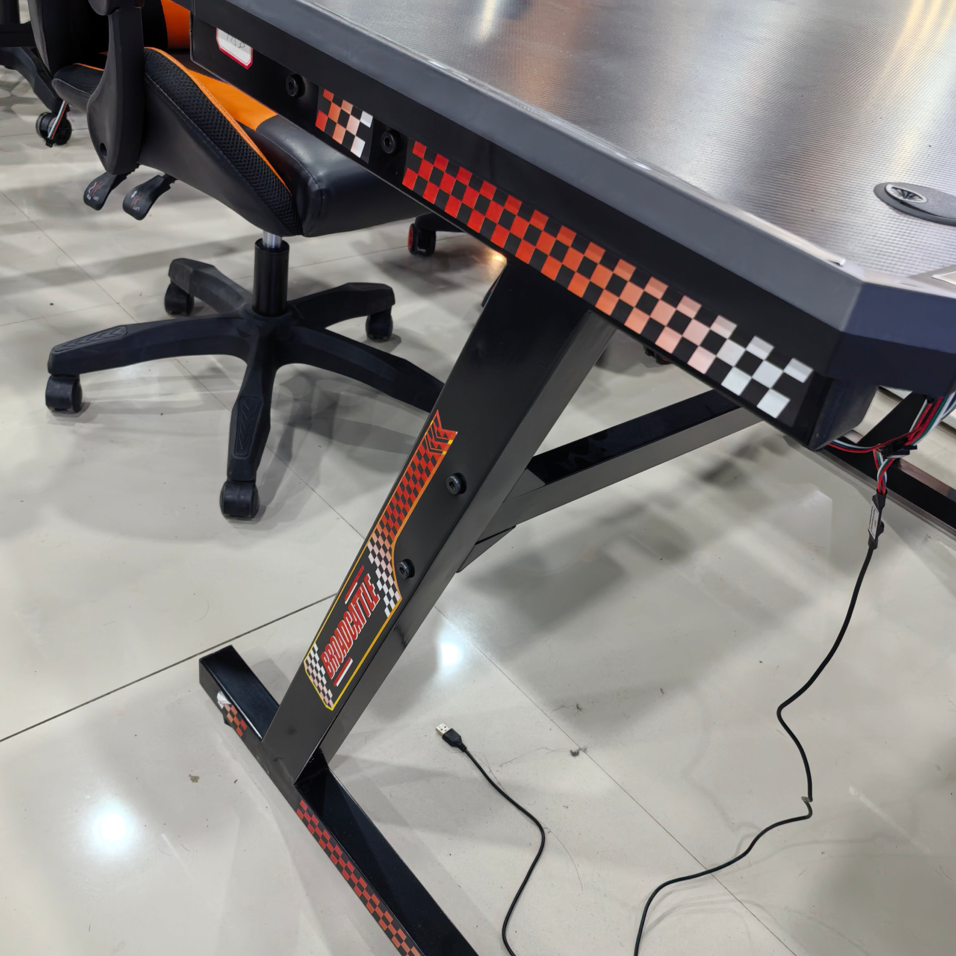 Gaming Table RGB Flash Light LKG027GTYN | LEUKHOME