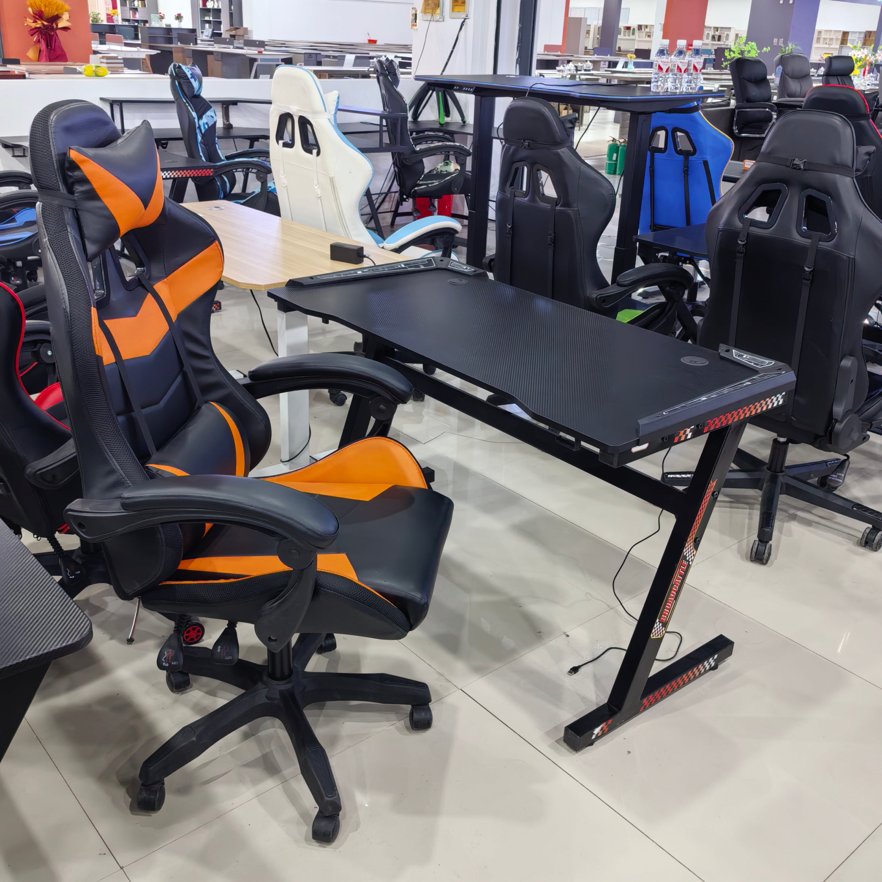 Gaming Table RGB Flash Light LKG027GTYN | LEUKHOME