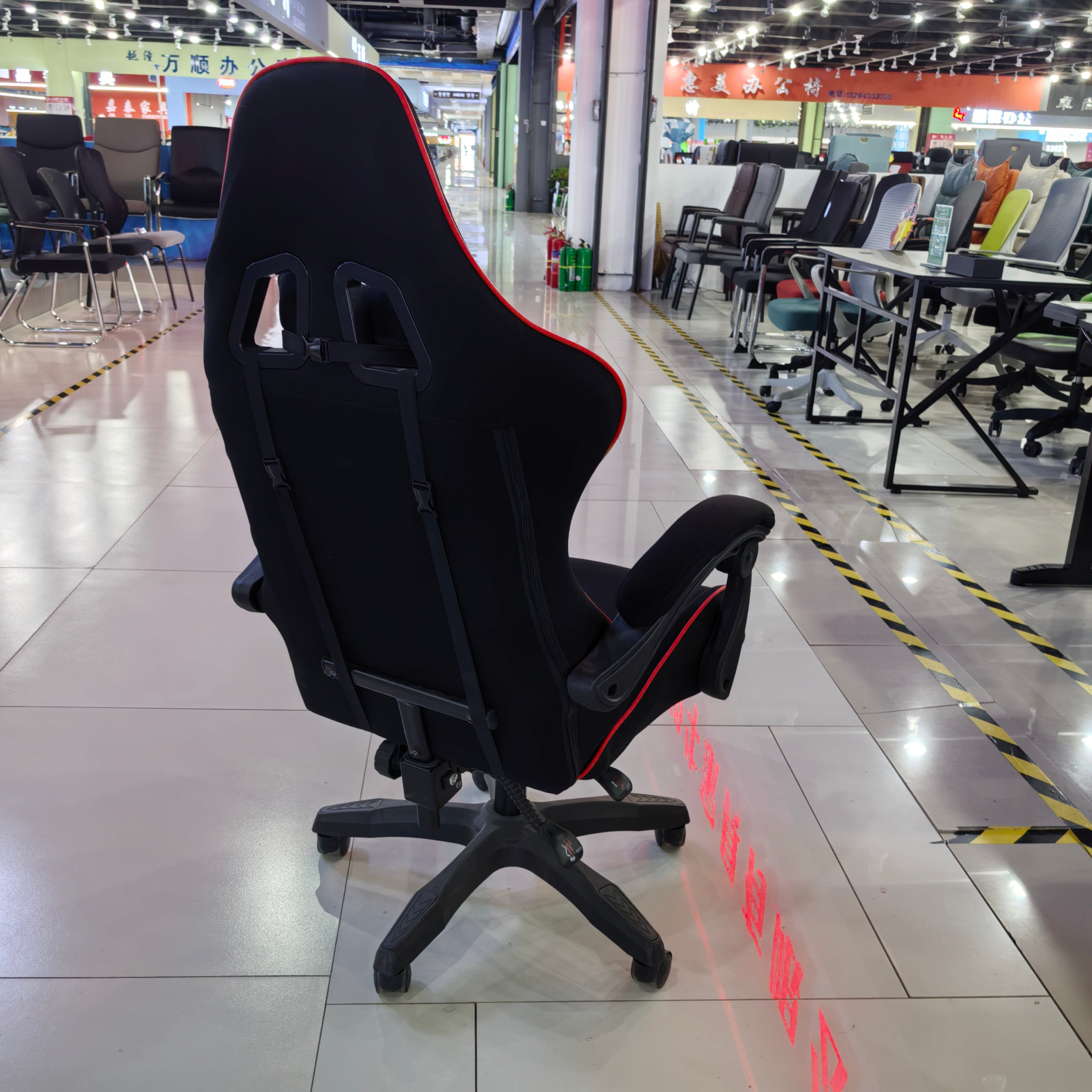 Gaming Chair Red Adjustable Height (1 Chair) LKG007GCYN | LEUKHOME