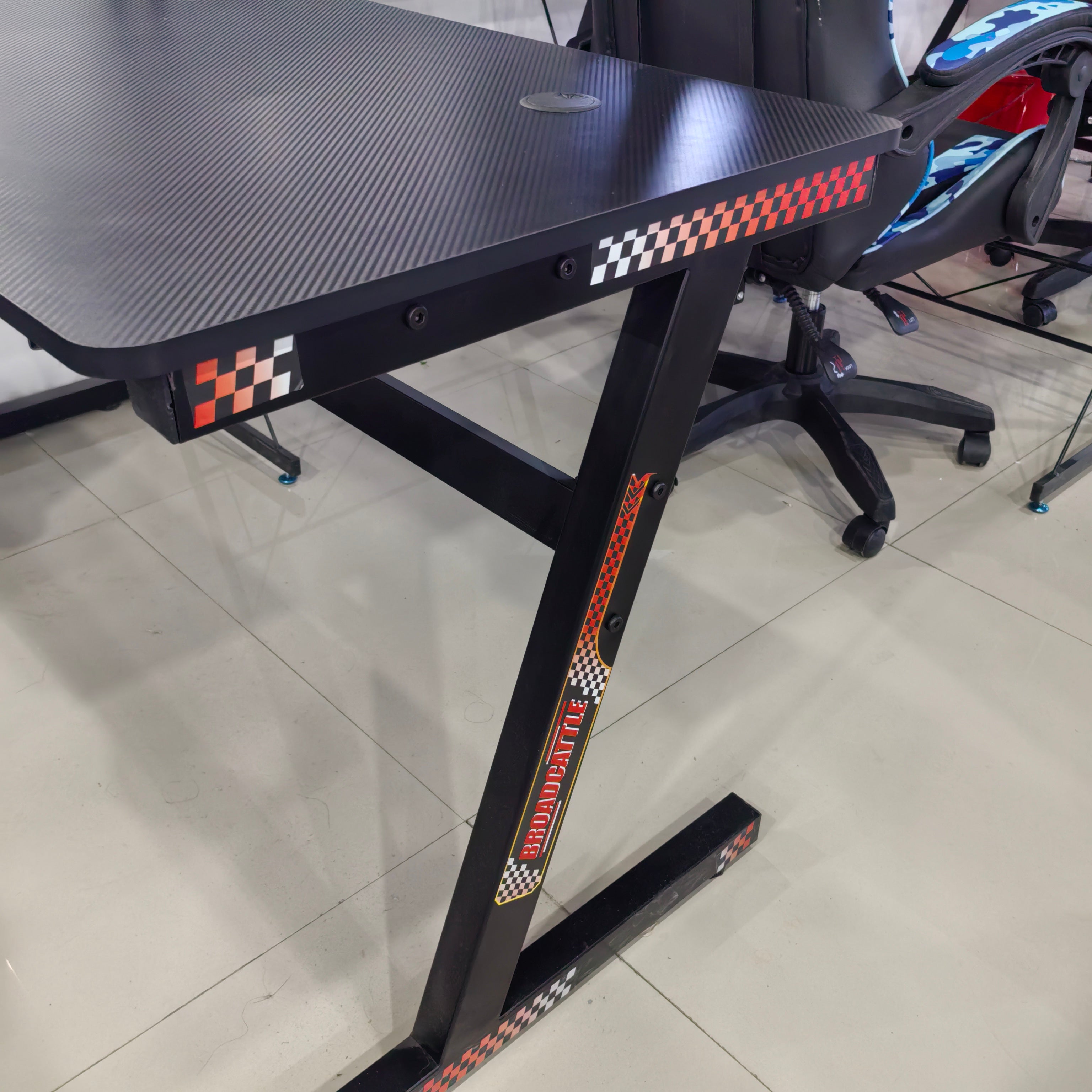 Gaming Table Carbon Fiber Texture Surface LKG028GTYN | LEUKHOME