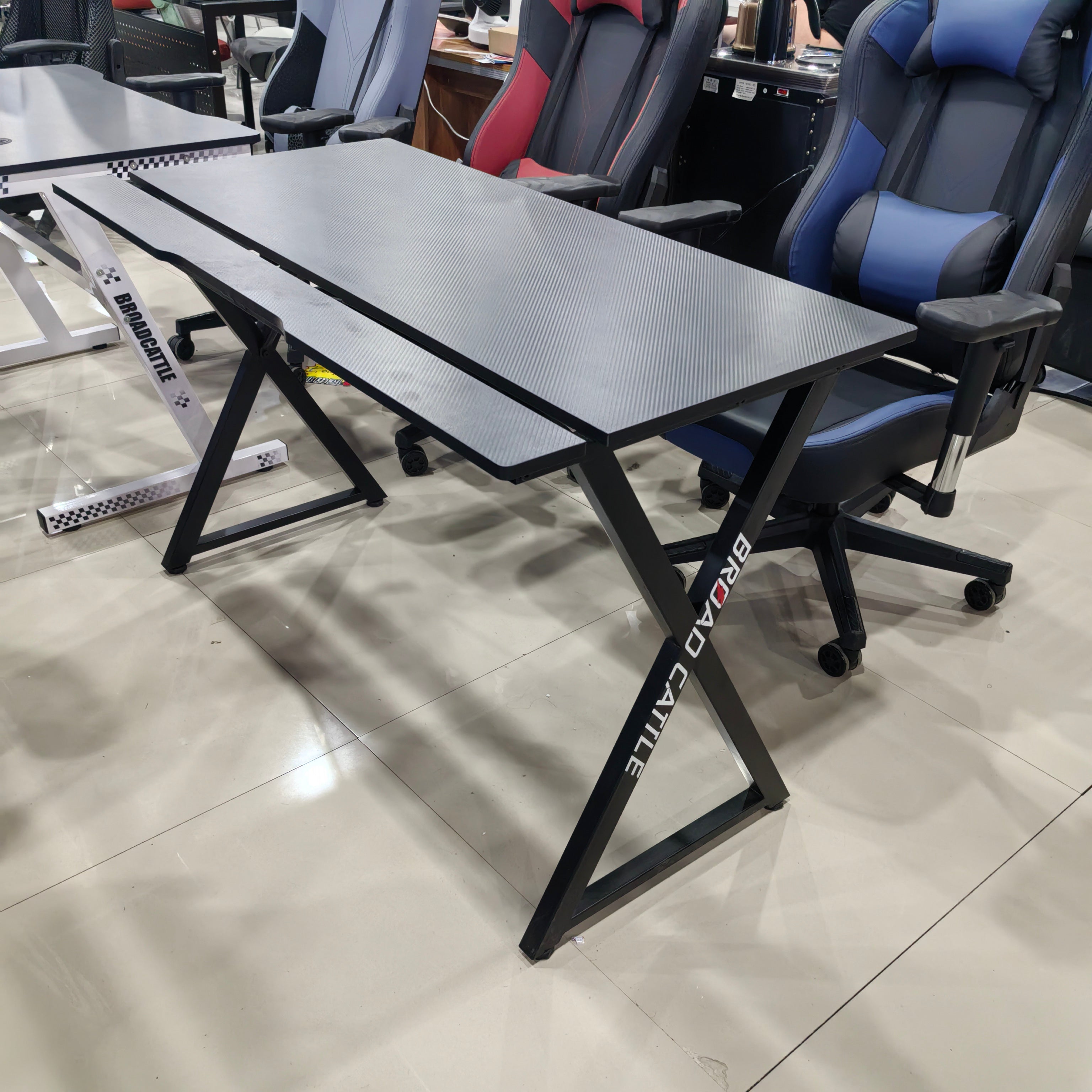 Gaming Table Carbon Fiber Texture Surface LKG029GTYN | LEUKHOME