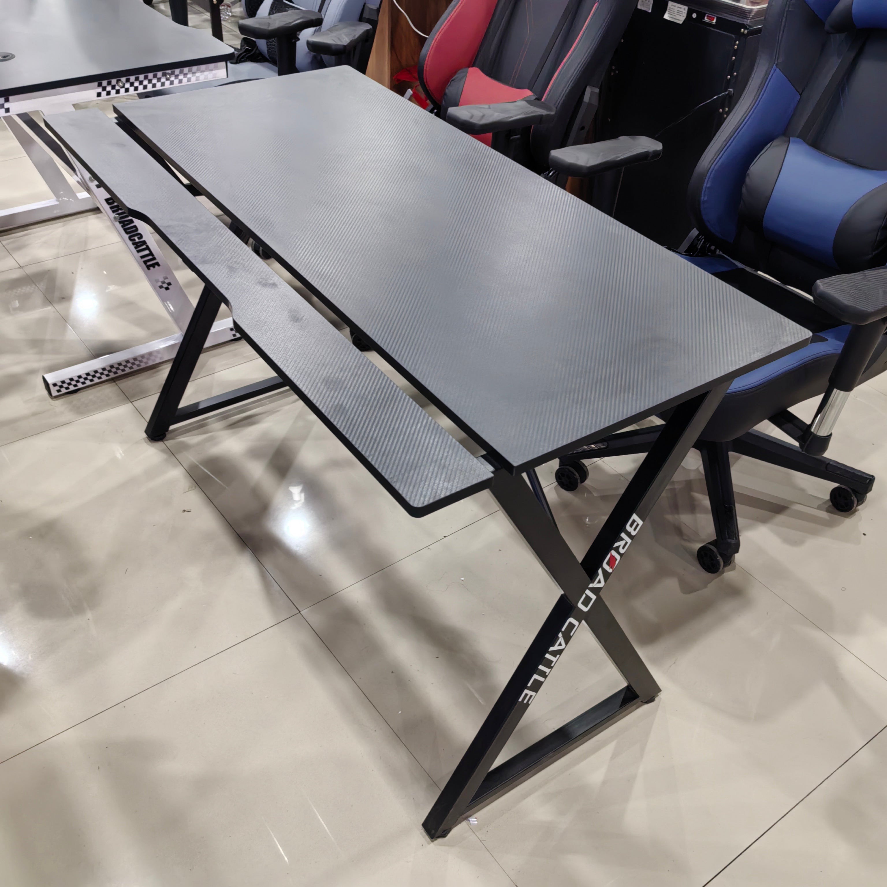 Gaming Table Carbon Fiber Texture Surface LKG029GTYN | LEUKHOME