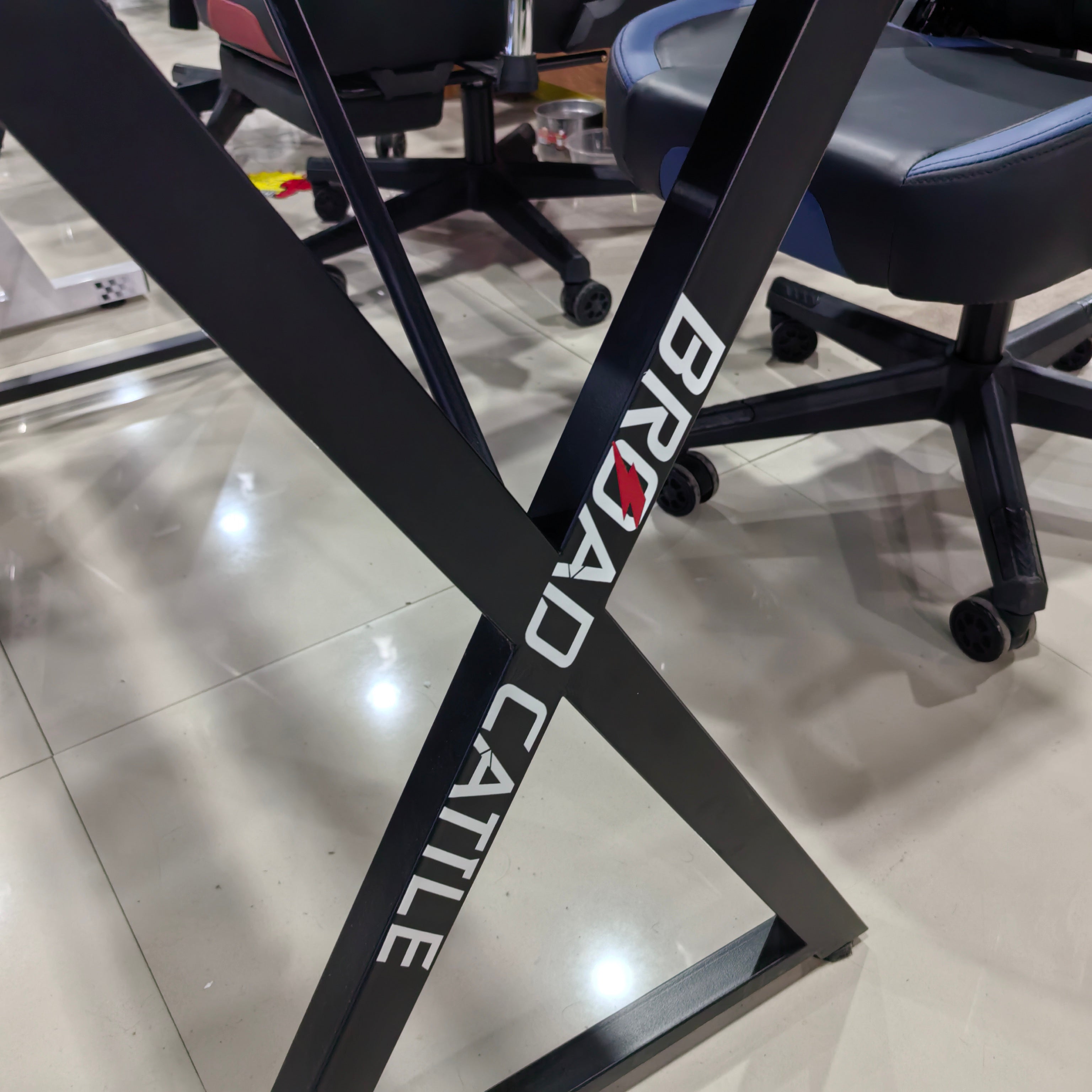 Gaming Table Carbon Fiber Texture Surface LKG029GTYN | LEUKHOME