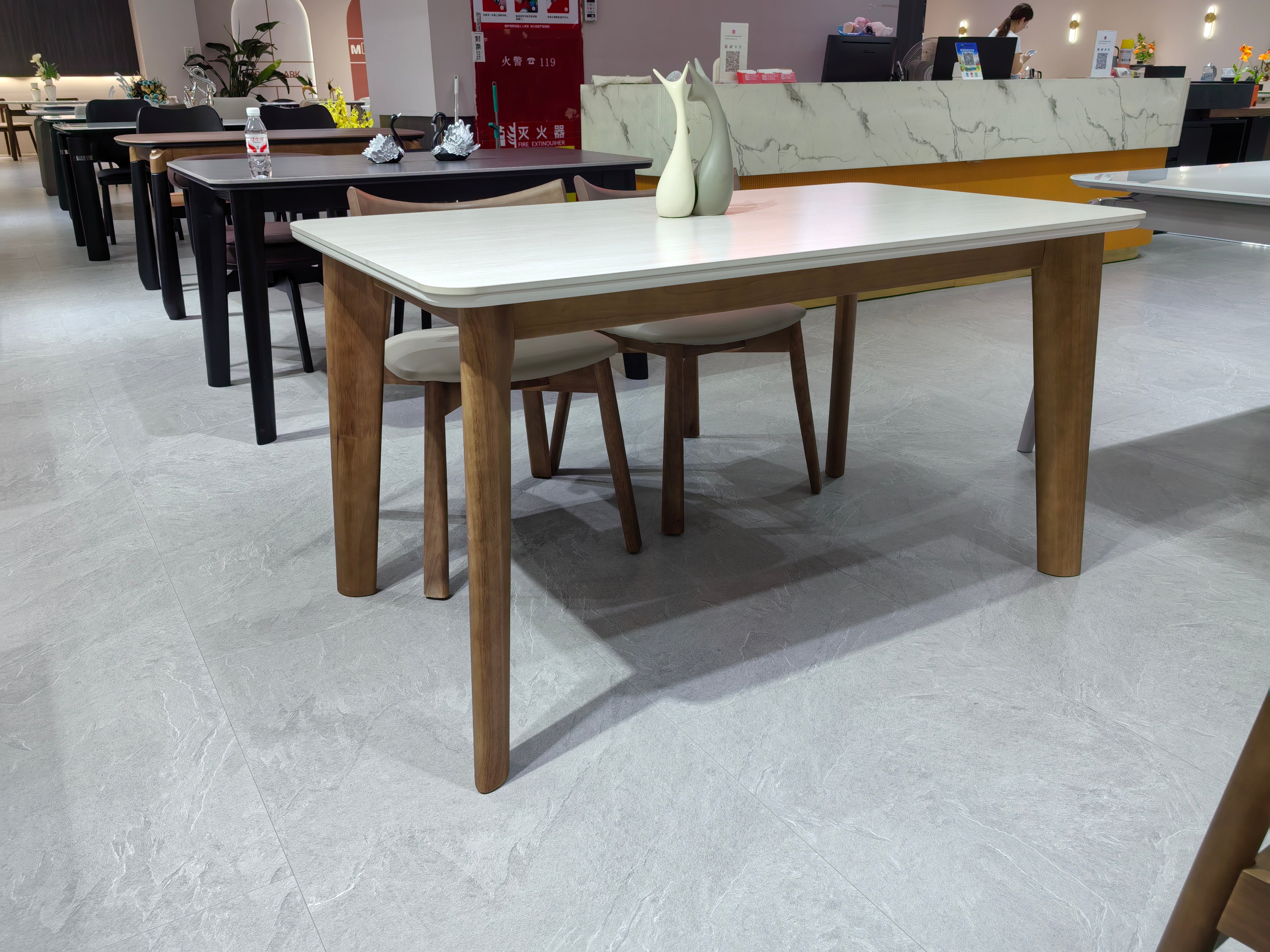 Dining Table Sintered Stone Oak LKD087DTDSBL | LEUKHOME