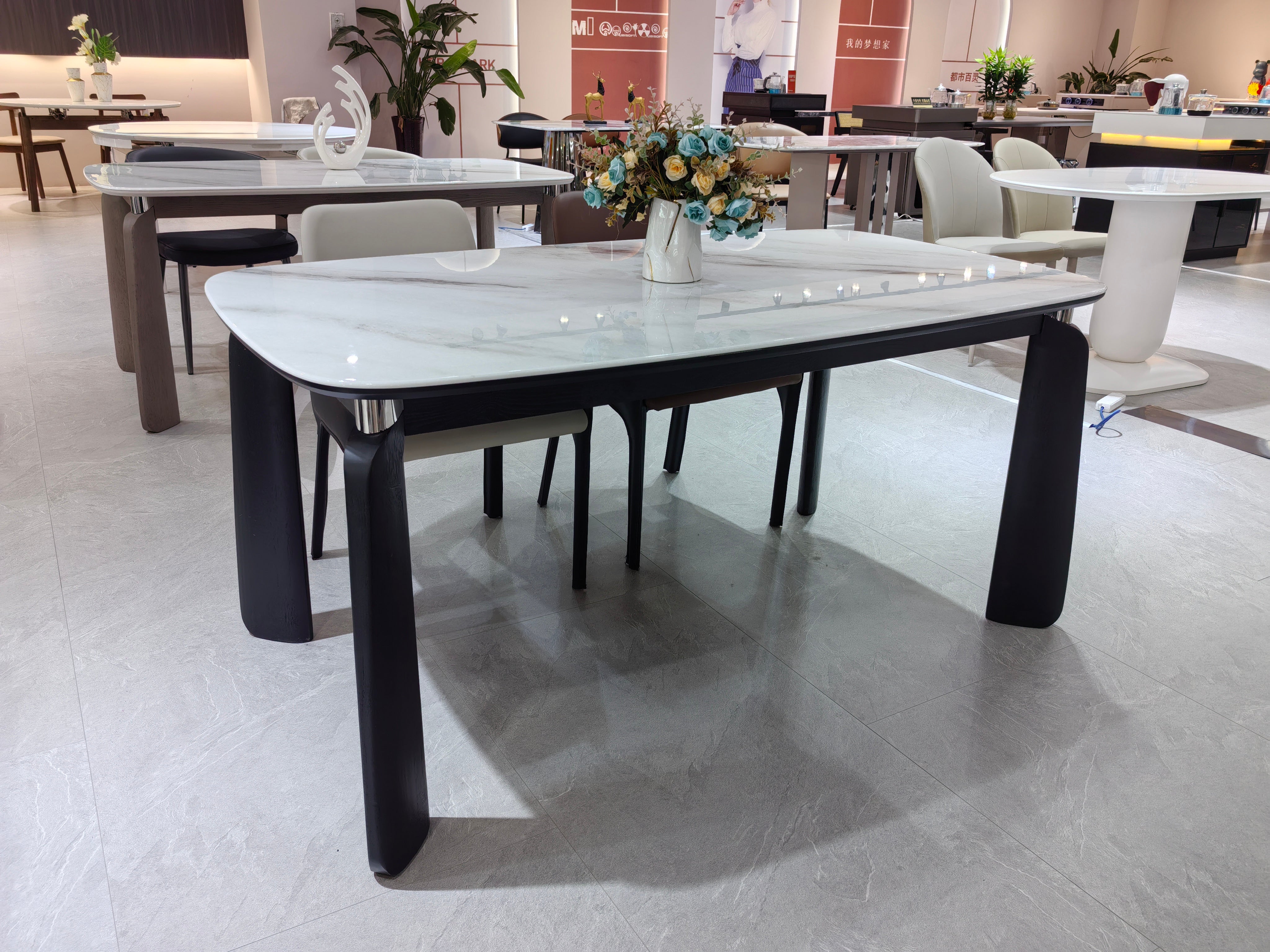 Dining Table Super Crystal Wood Veneer LKD088DTDSBL | LEUKHOME