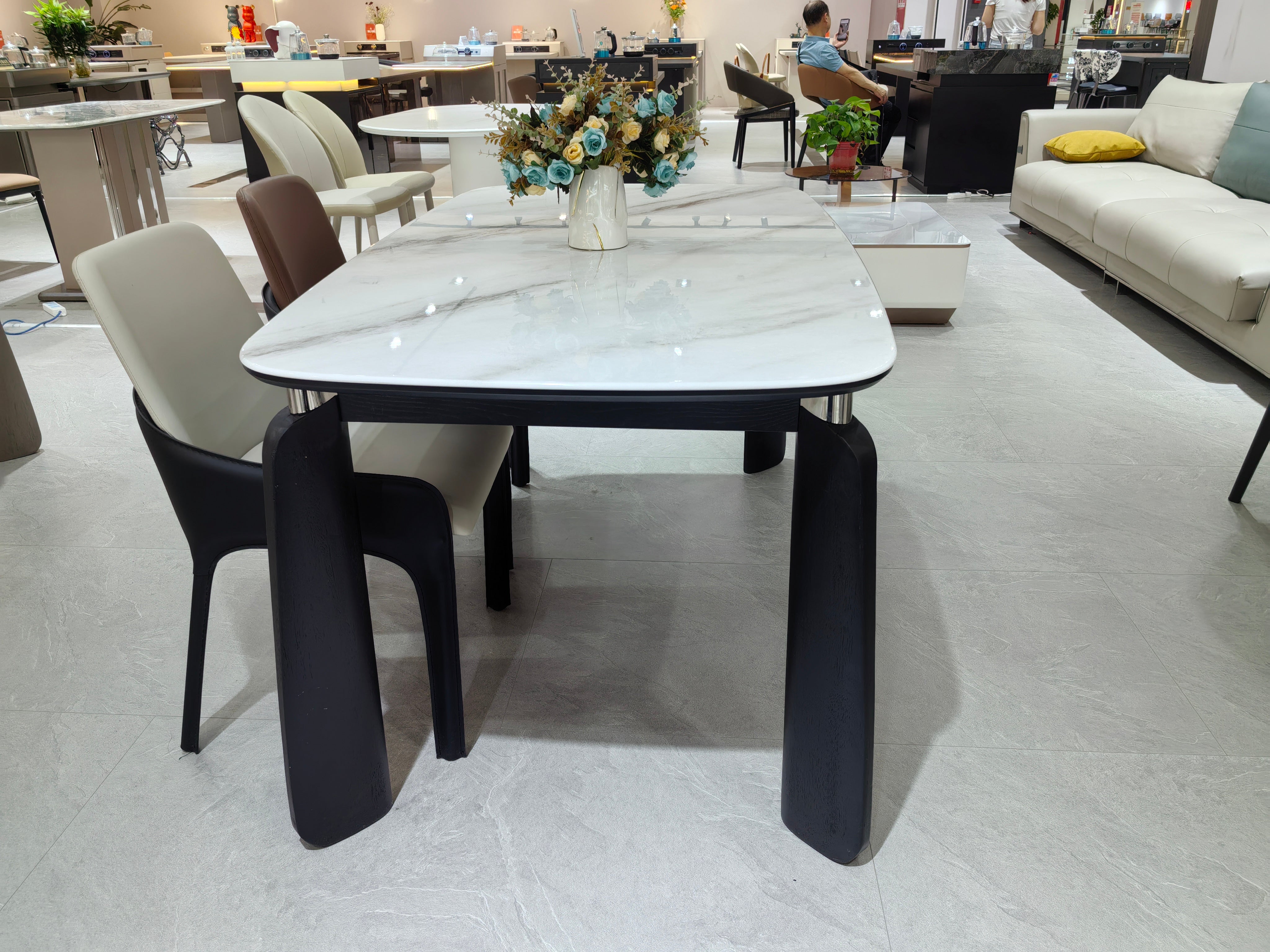 Dining Table Super Crystal Wood Veneer LKD088DTDSBL | LEUKHOME
