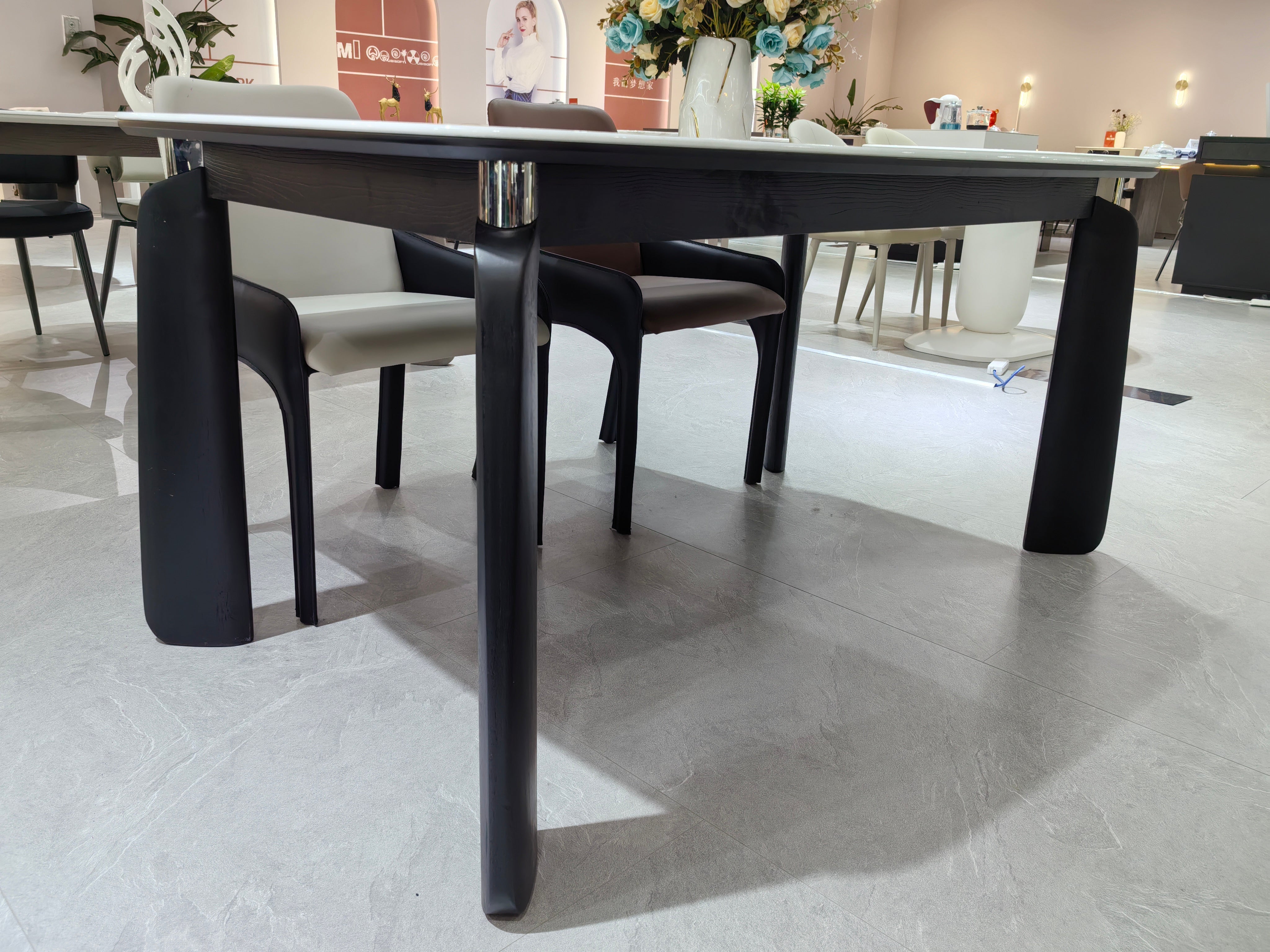 Dining Table Super Crystal Wood Veneer LKD088DTDSBL | LEUKHOME