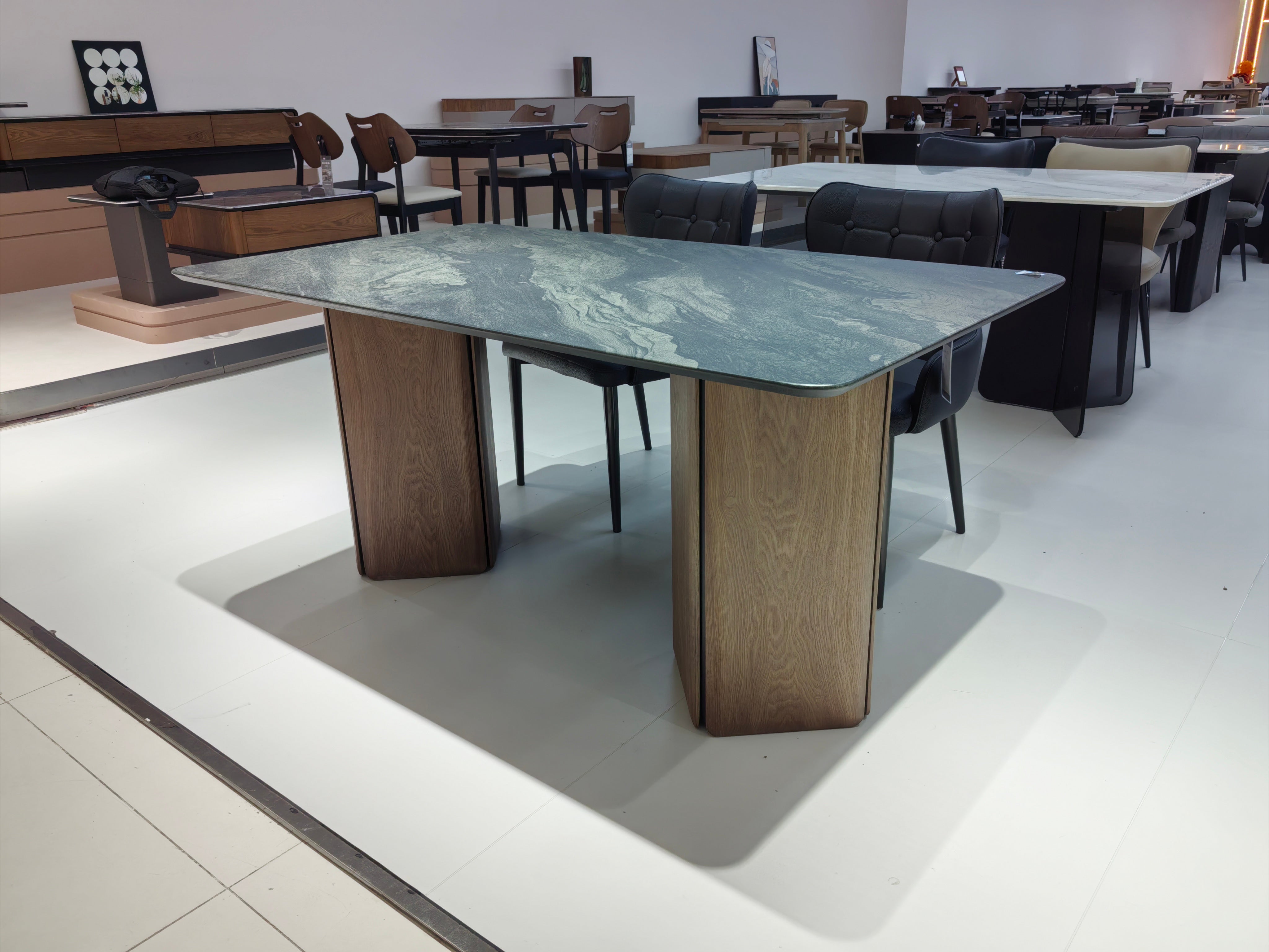 Dining Table Super Crystal Wood Veneer LKD077DTSSJ | LEUKHOME