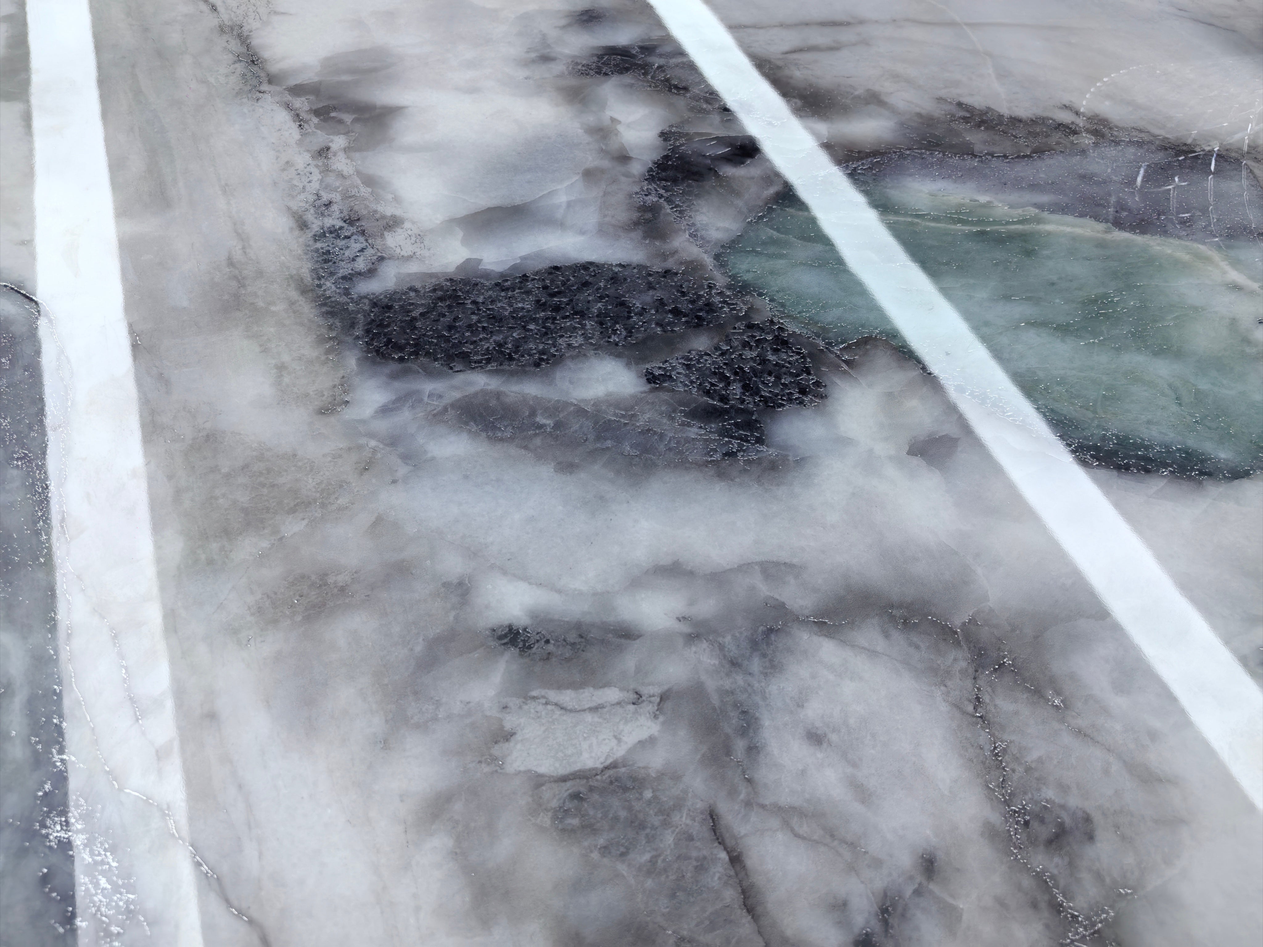 Dining Table Super Crystal Wood Veneer LKD080DTSSJ | LEUKHOME