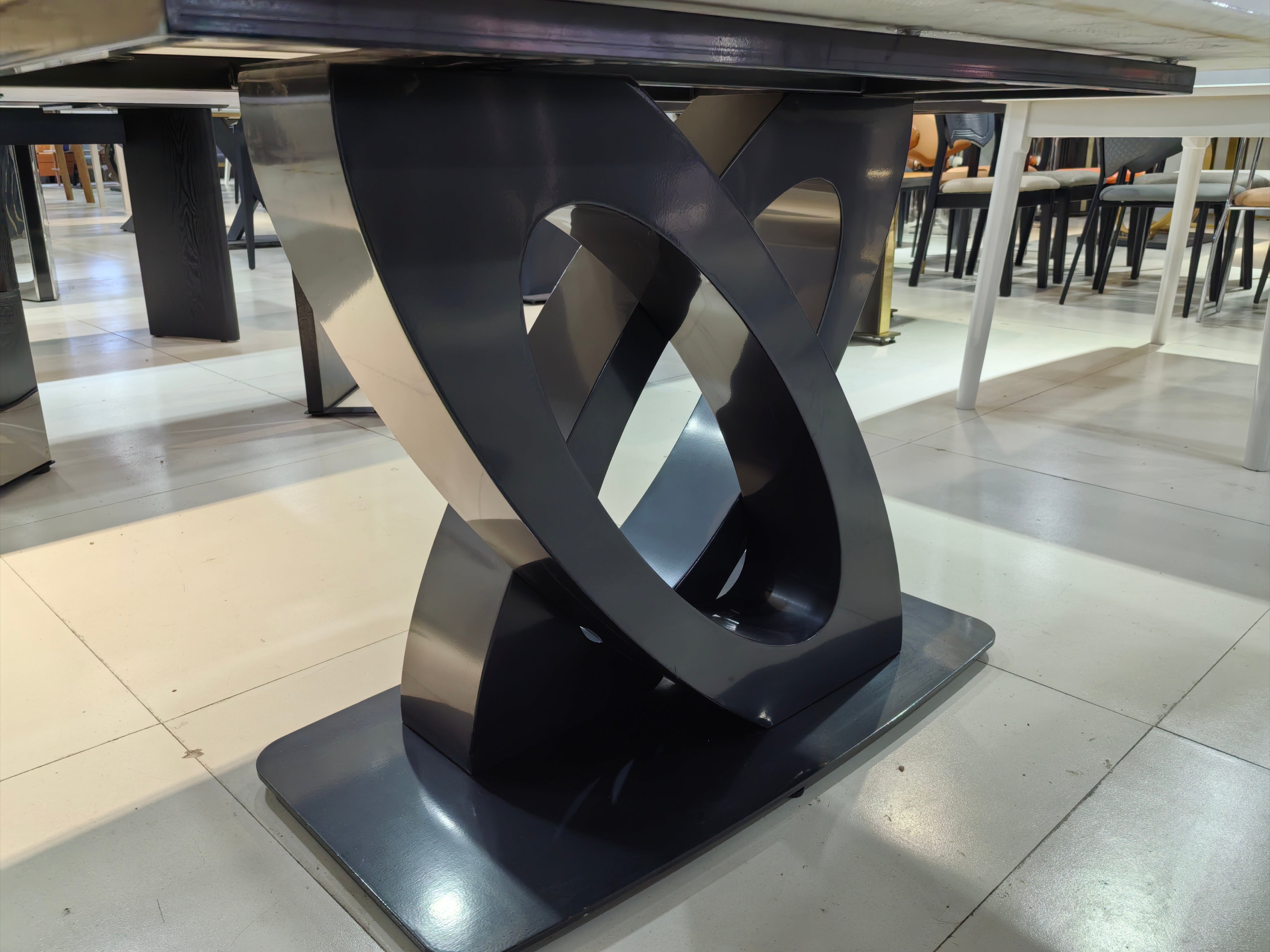 Dining Table Super Crystal Carbon Steel LKD097DTHX | LEUKHOME