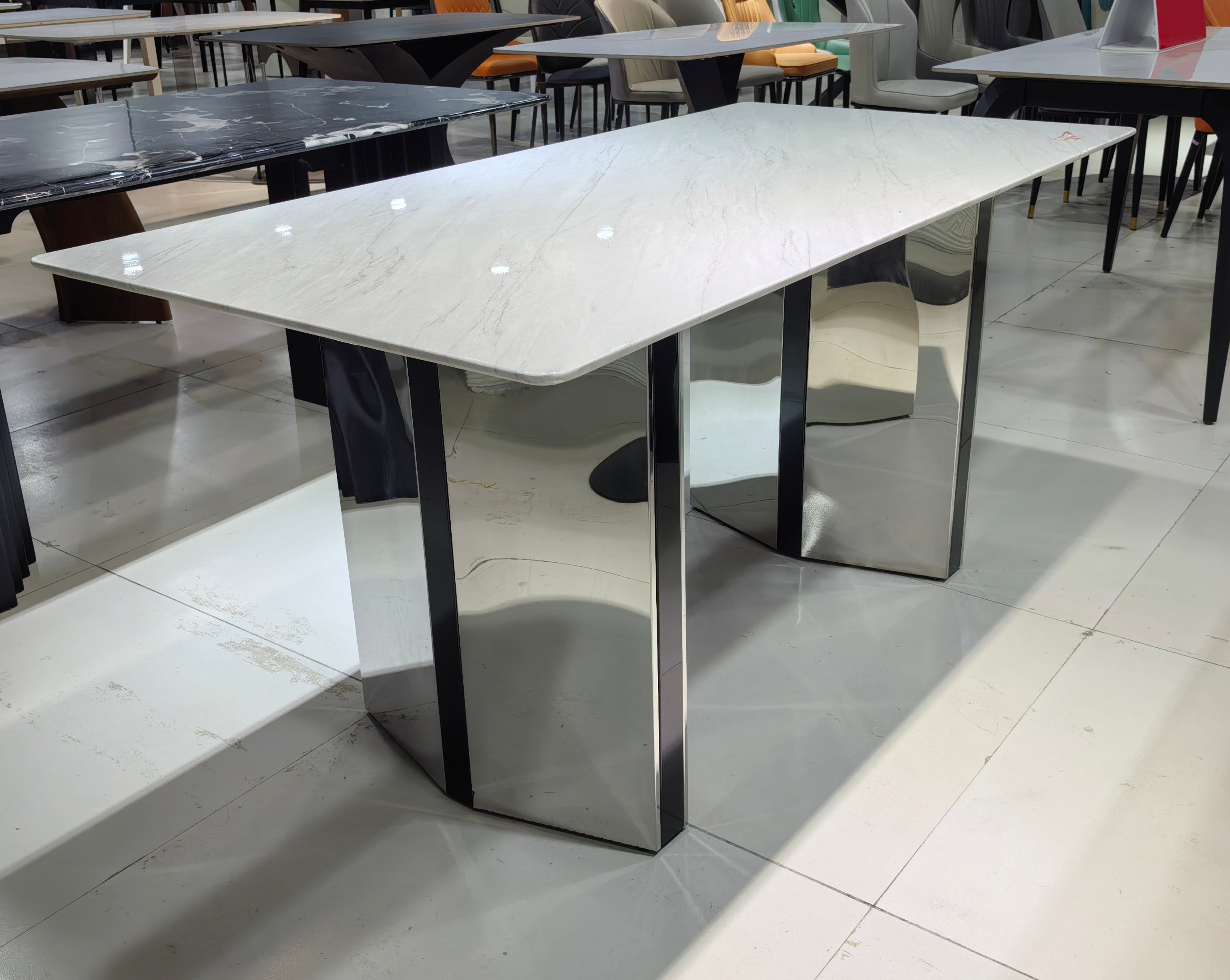 Dining Table Marble Stainless Steel LKD100DTHX | LEUKHOME