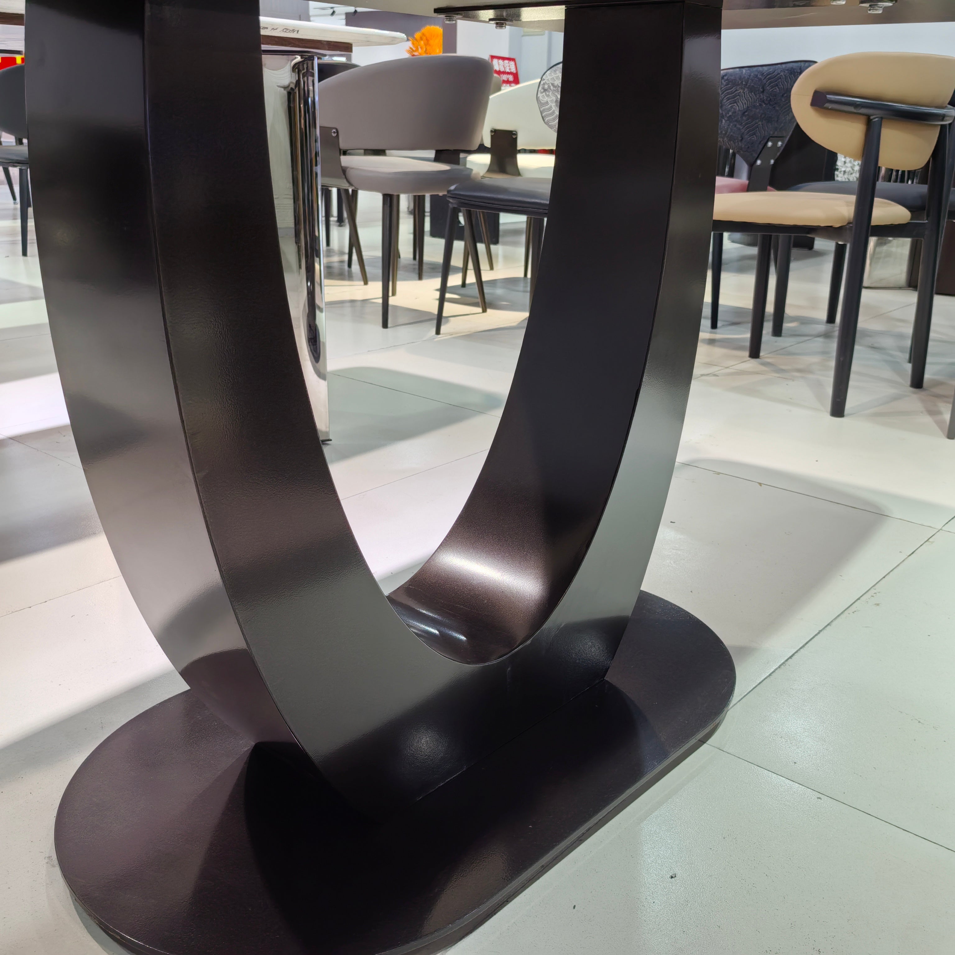 Dining Table Super Crystal Carbon Steel LKD110DTHX | LEUKHOME