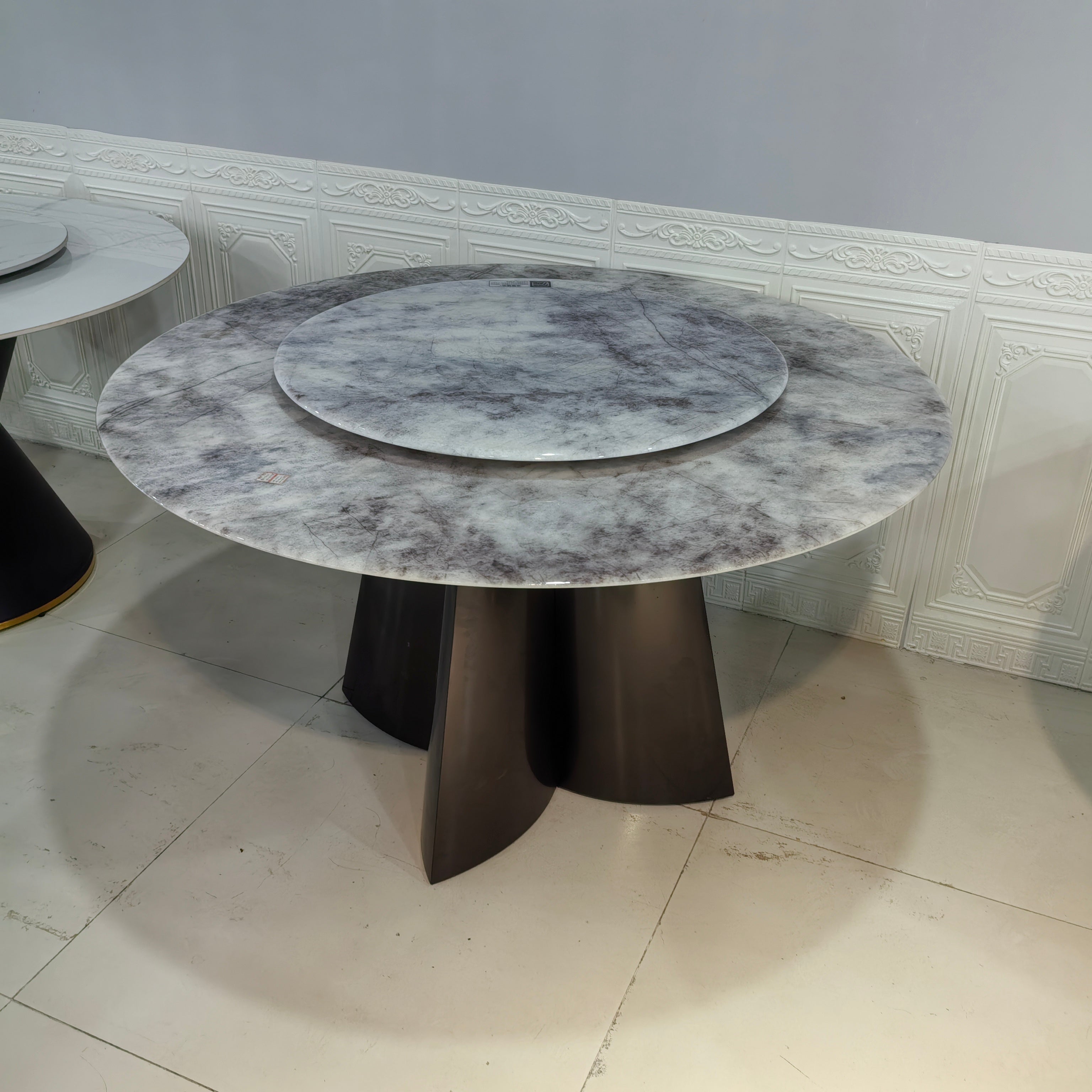 Dining Table Super Crystal Stainless Steel LKD114DTHX | LEUKHOME