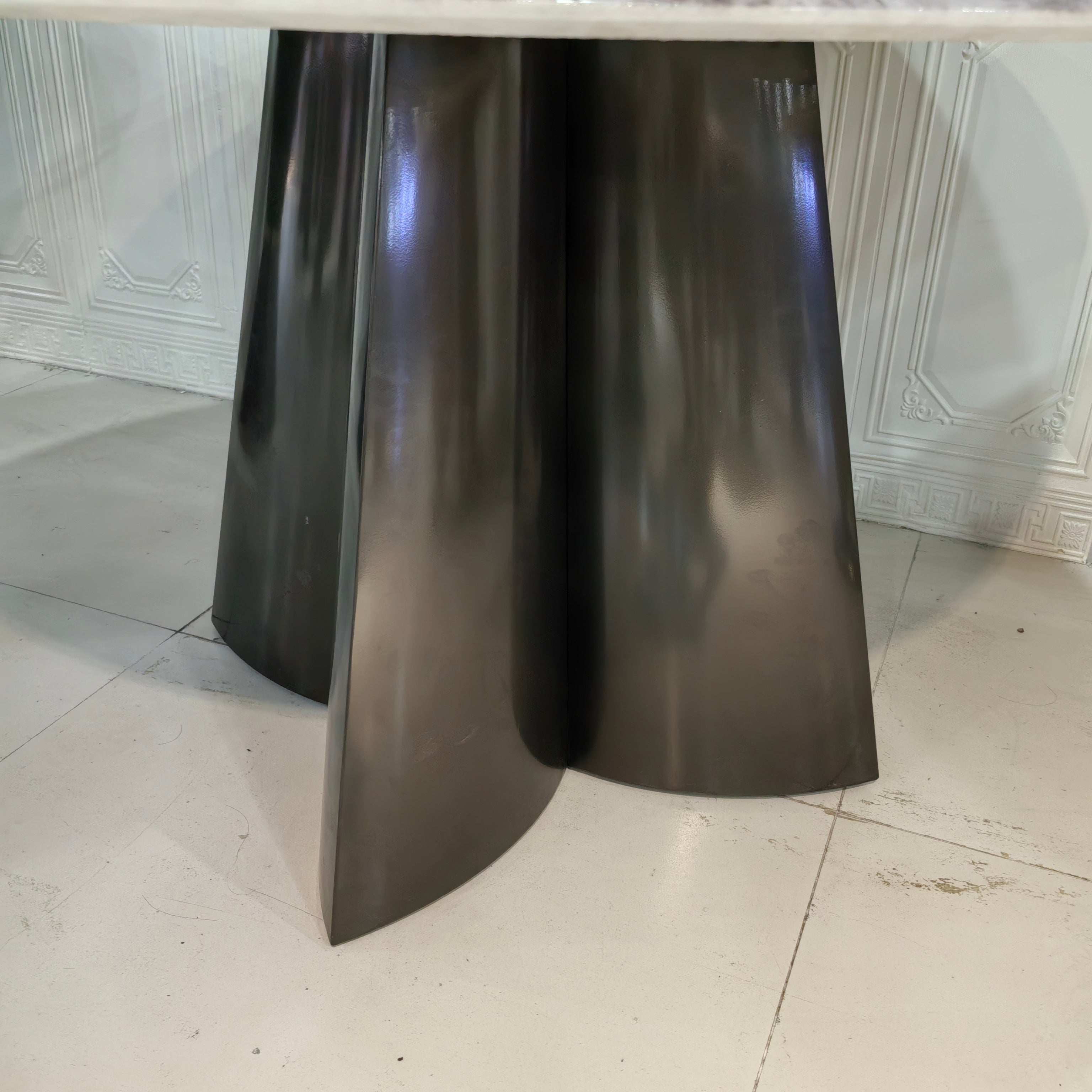 Dining Table Super Crystal Stainless Steel LKD114DTHX | LEUKHOME