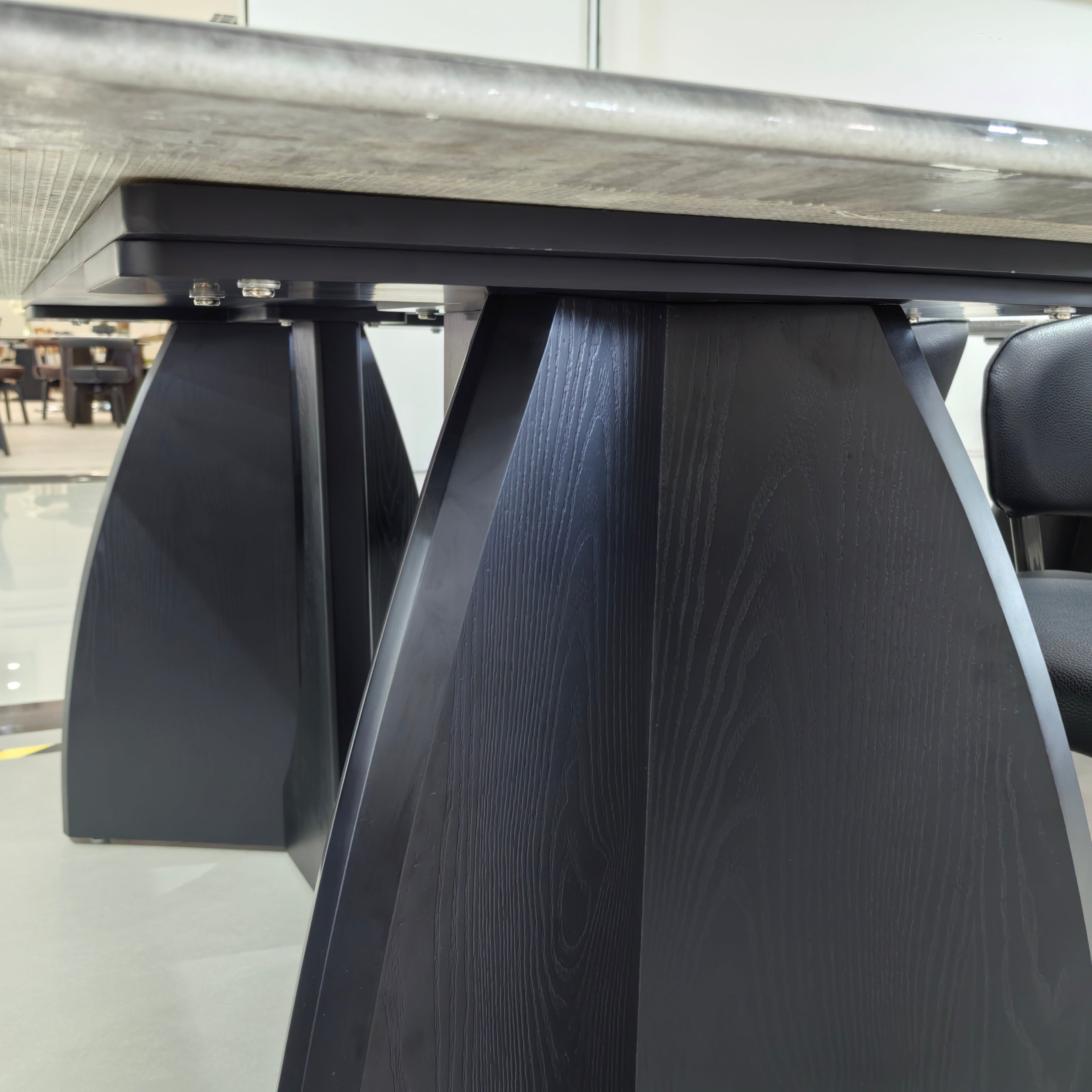 Dining Table Super Crystal Wood Veneer LKD119DTSHYC | LEUKHOME