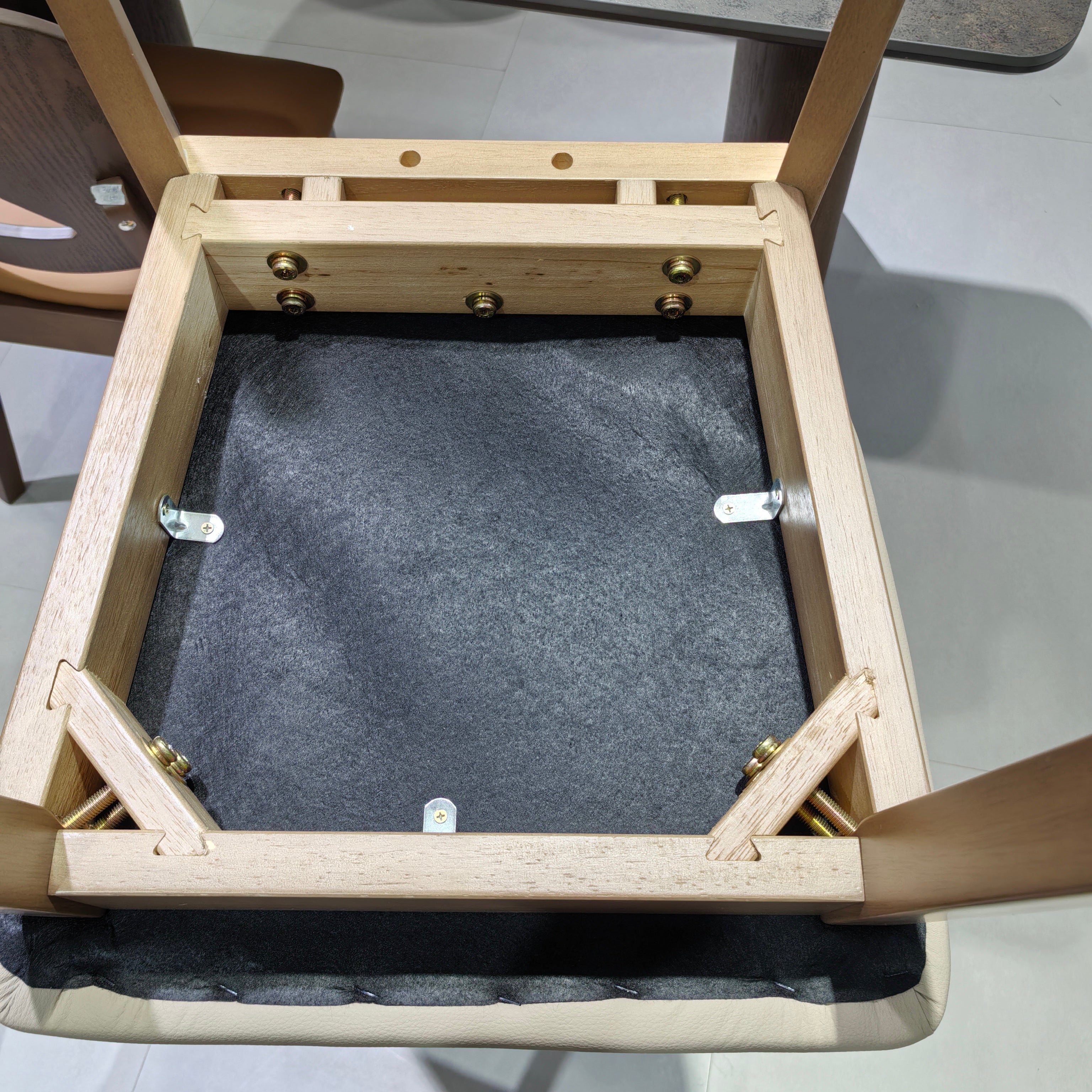 Dining Table PU (2 Chairs) LKD128DCSHYC | LEUKHOME