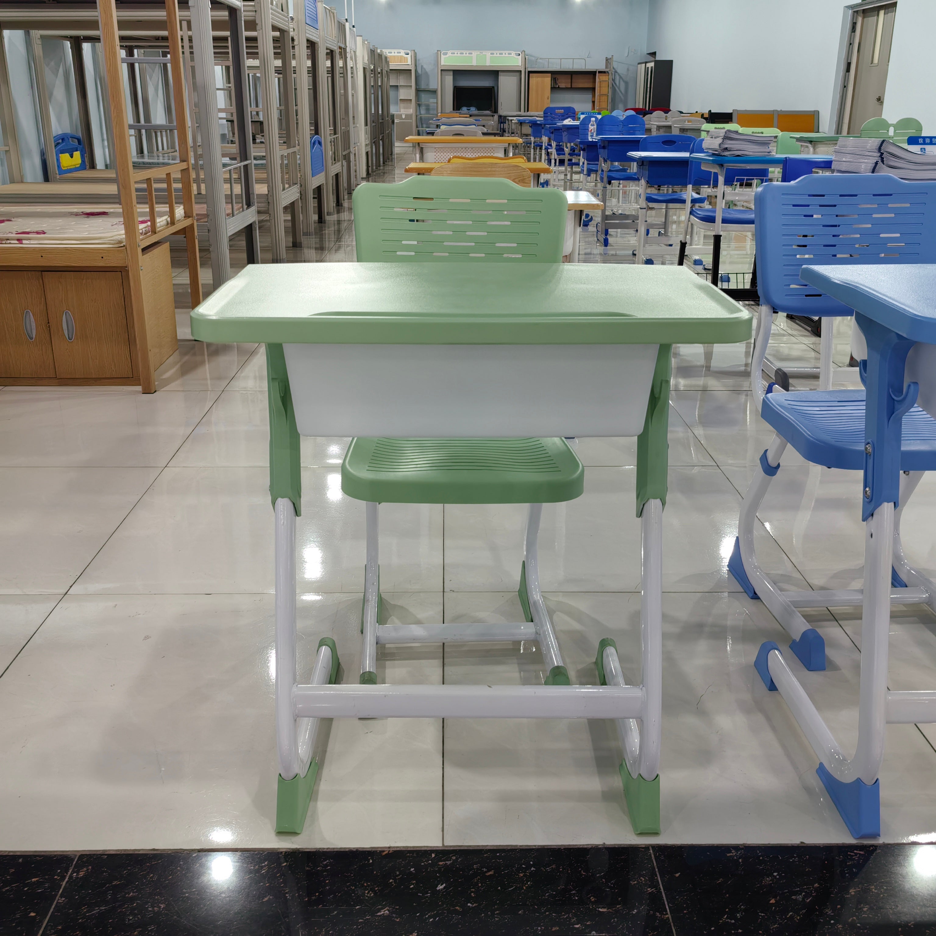 Single Desk and Chair, 2 Sets (2 Tables+2 Chairs) LKS202DKTSL | LEUKHOME