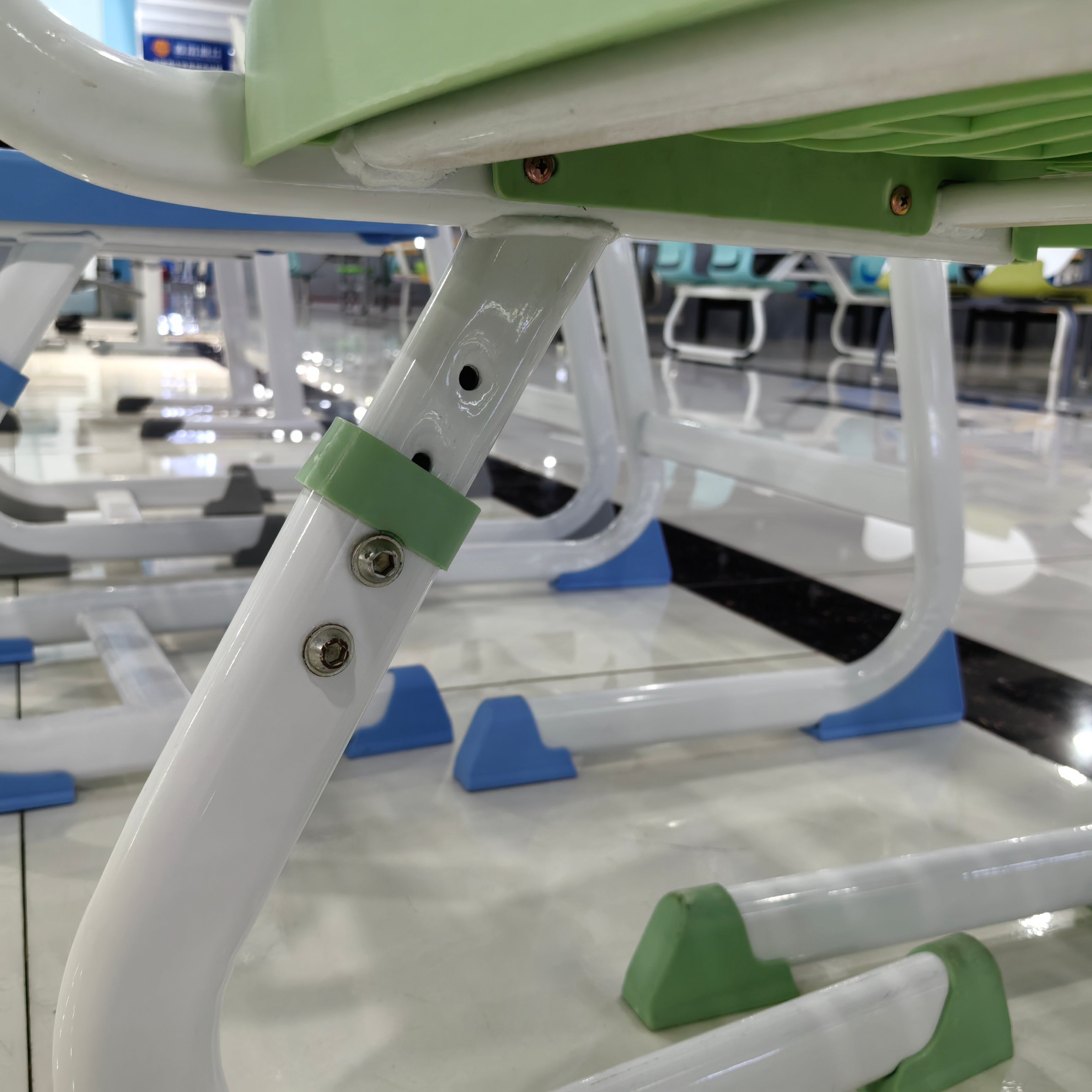 Single Desk and Chair, 2 Sets (2 Tables+2 Chairs) LKS202DKTSL | LEUKHOME