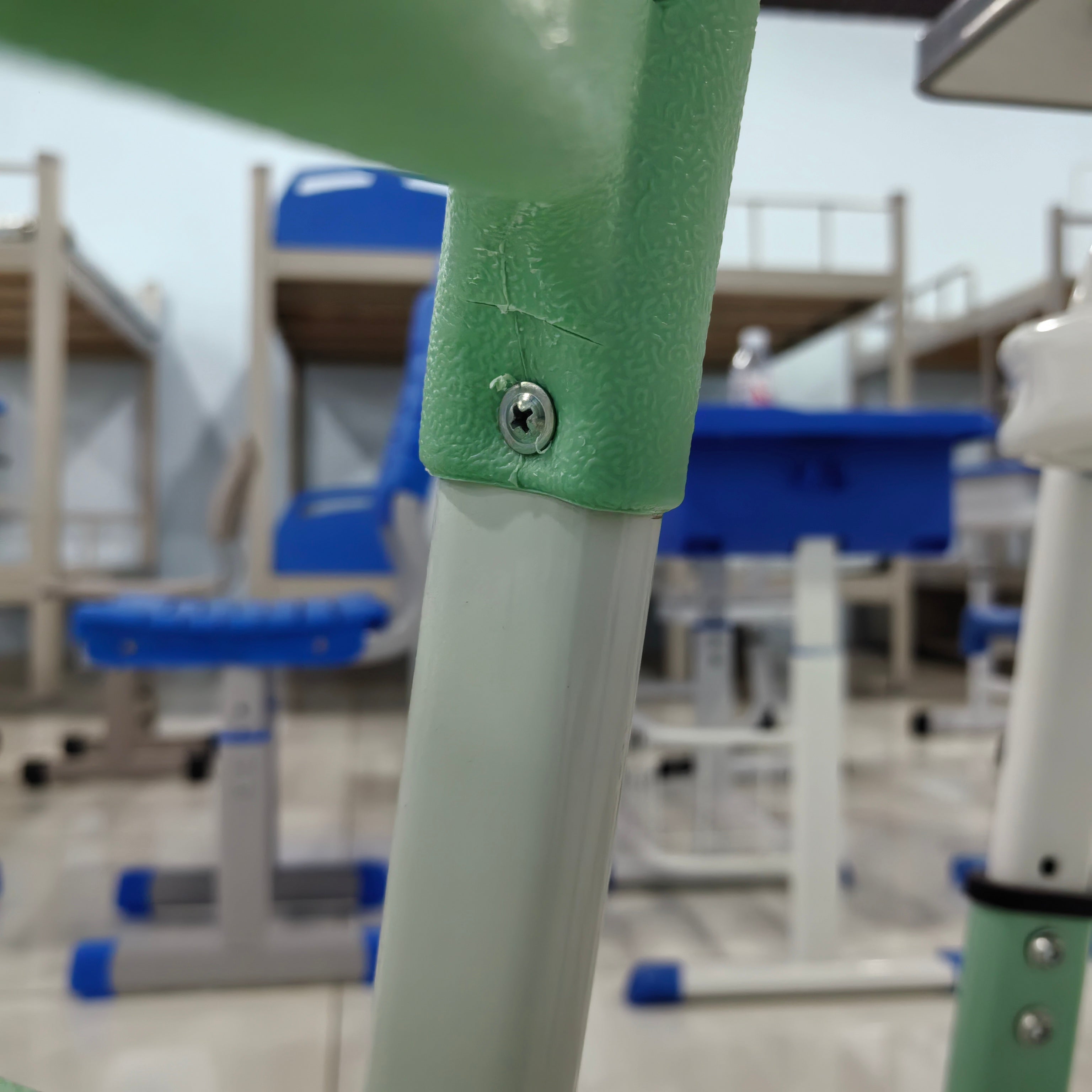 Single Desk and Chair, 2 Sets (2 Tables+2 Chairs) LKS205DKTSL | LEUKHOME