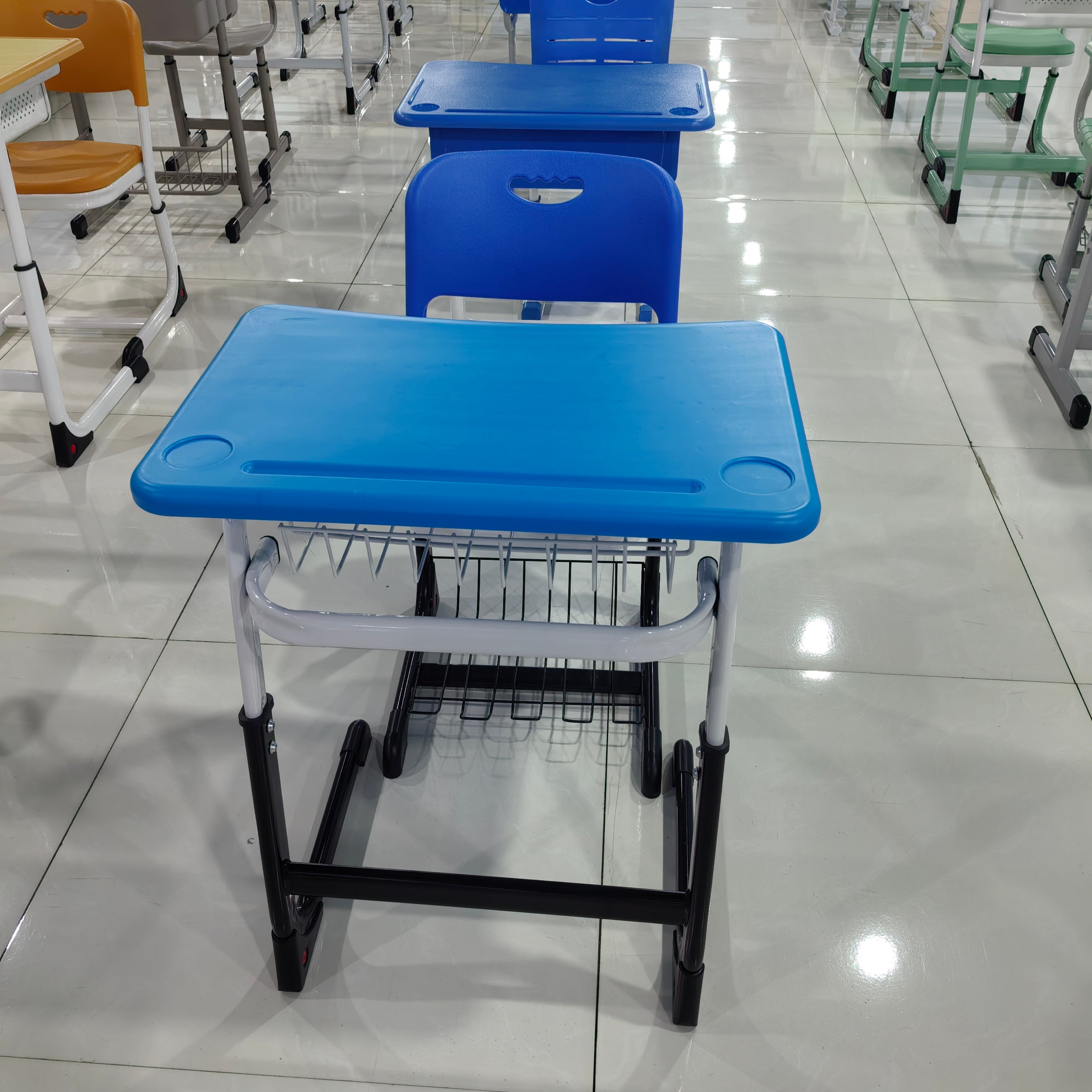 Single Desk and Chair, 2 Sets (2 Tables+2 Chairs) LKS204DKTSL | LEUKHOME