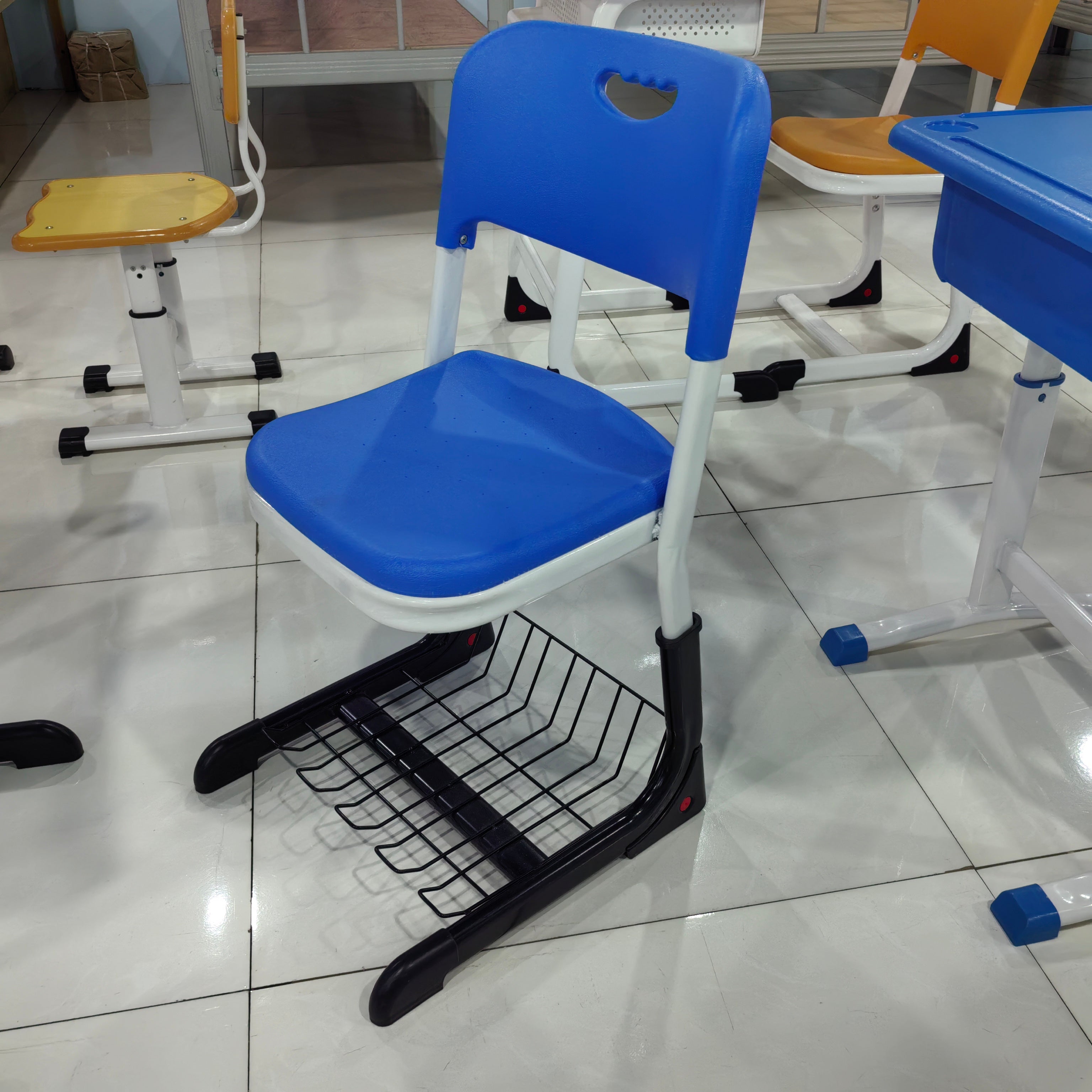 Single Desk and Chair, 2 Sets (2 Tables+2 Chairs) LKS204DKTSL | LEUKHOME