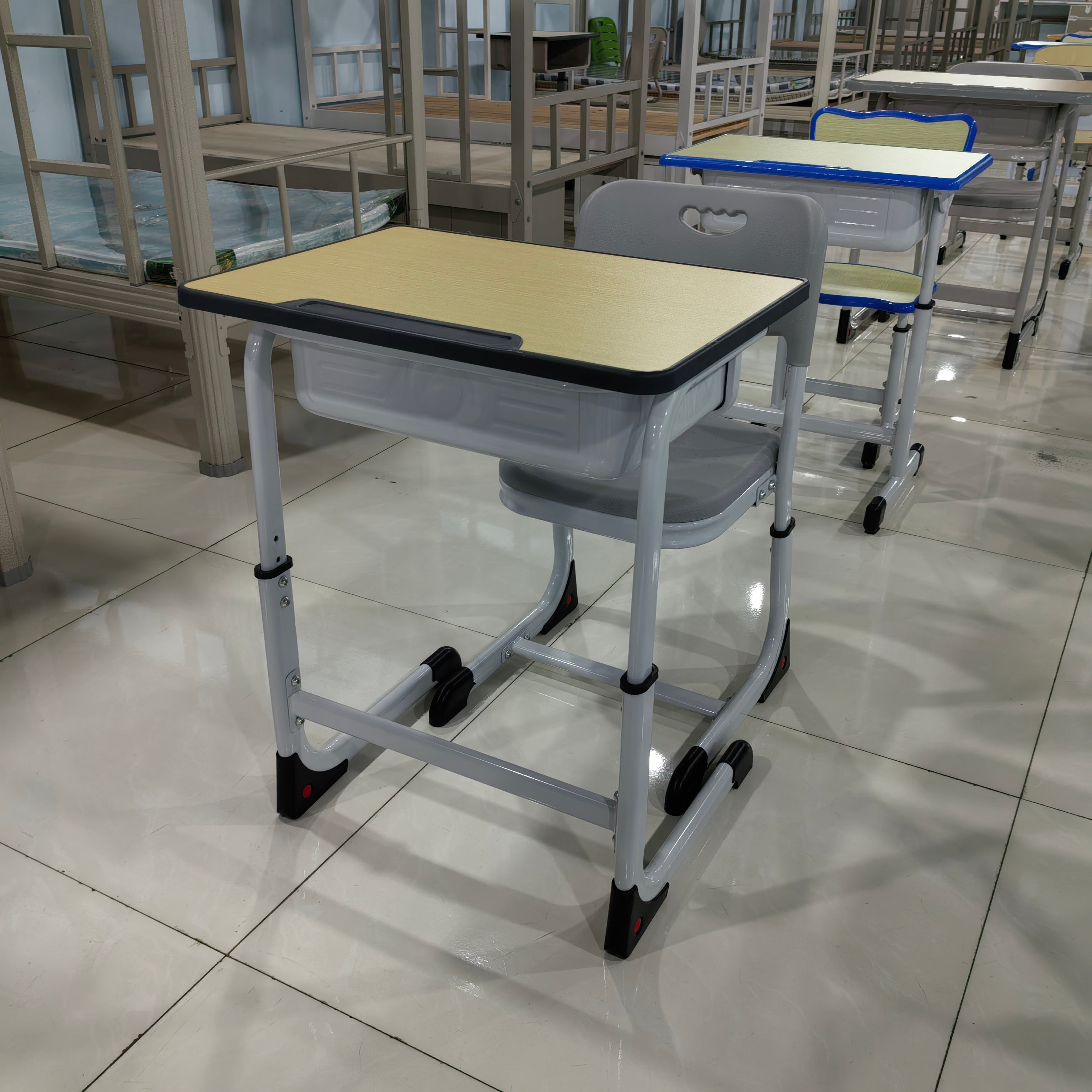 Single Desk and Chair, 2 Sets (2 Tables+2 Chairs) LKS207DKTSL | LEUKHOME