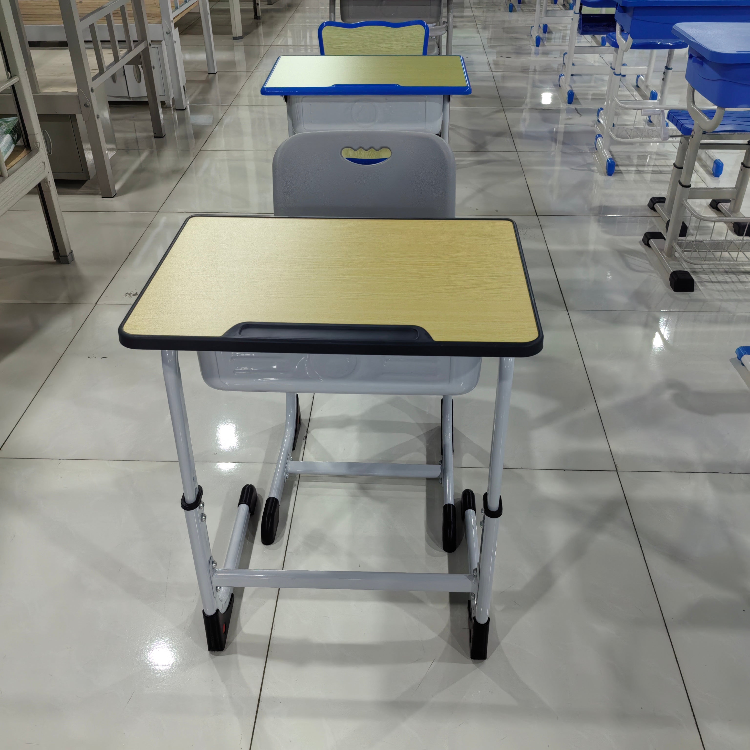 Single Desk and Chair, 2 Sets (2 Tables+2 Chairs) LKS207DKTSL | LEUKHOME