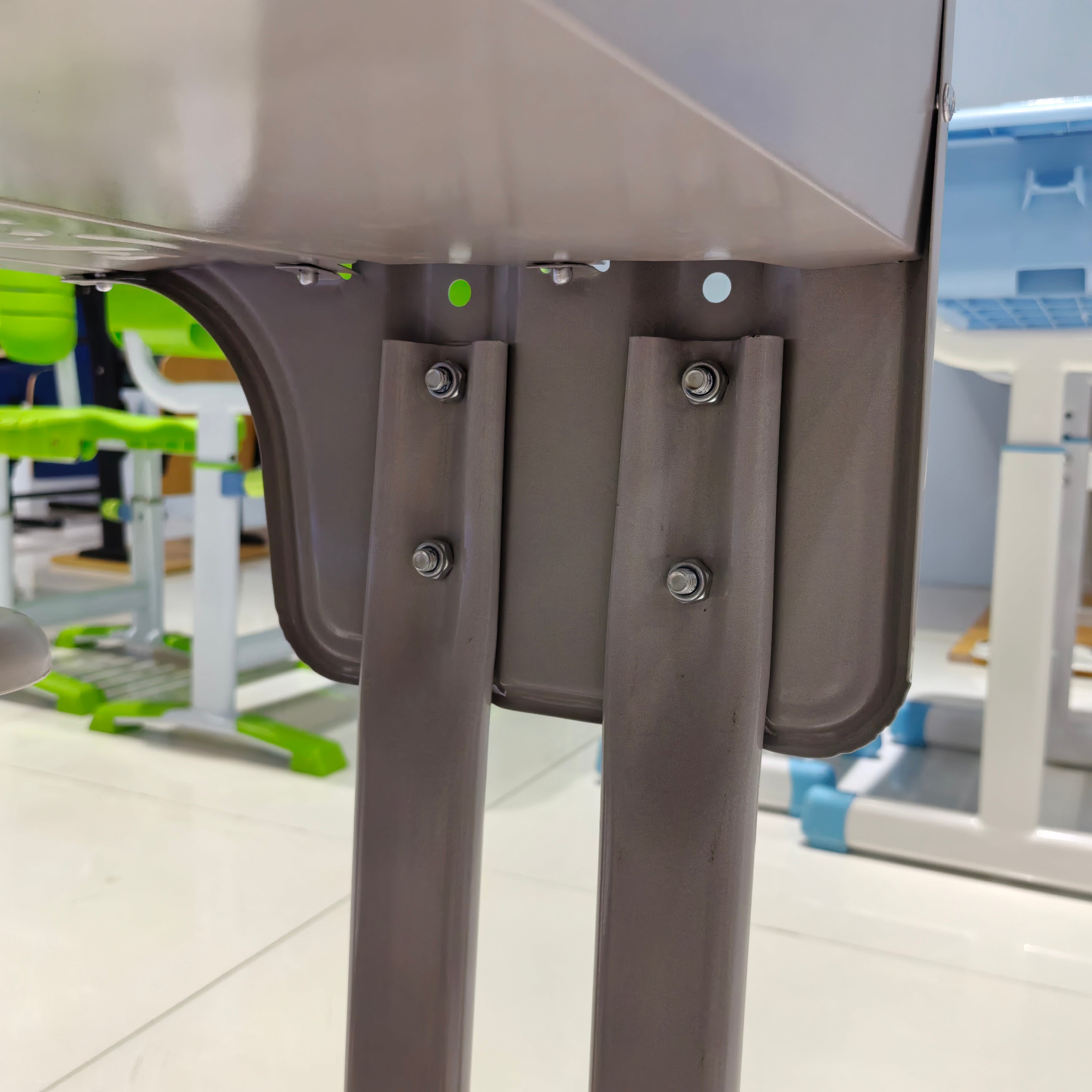 Single Desk and Chair, 2 Sets (2 Tables+2 Chairs) LKS701DKTSL | LEUKHOME