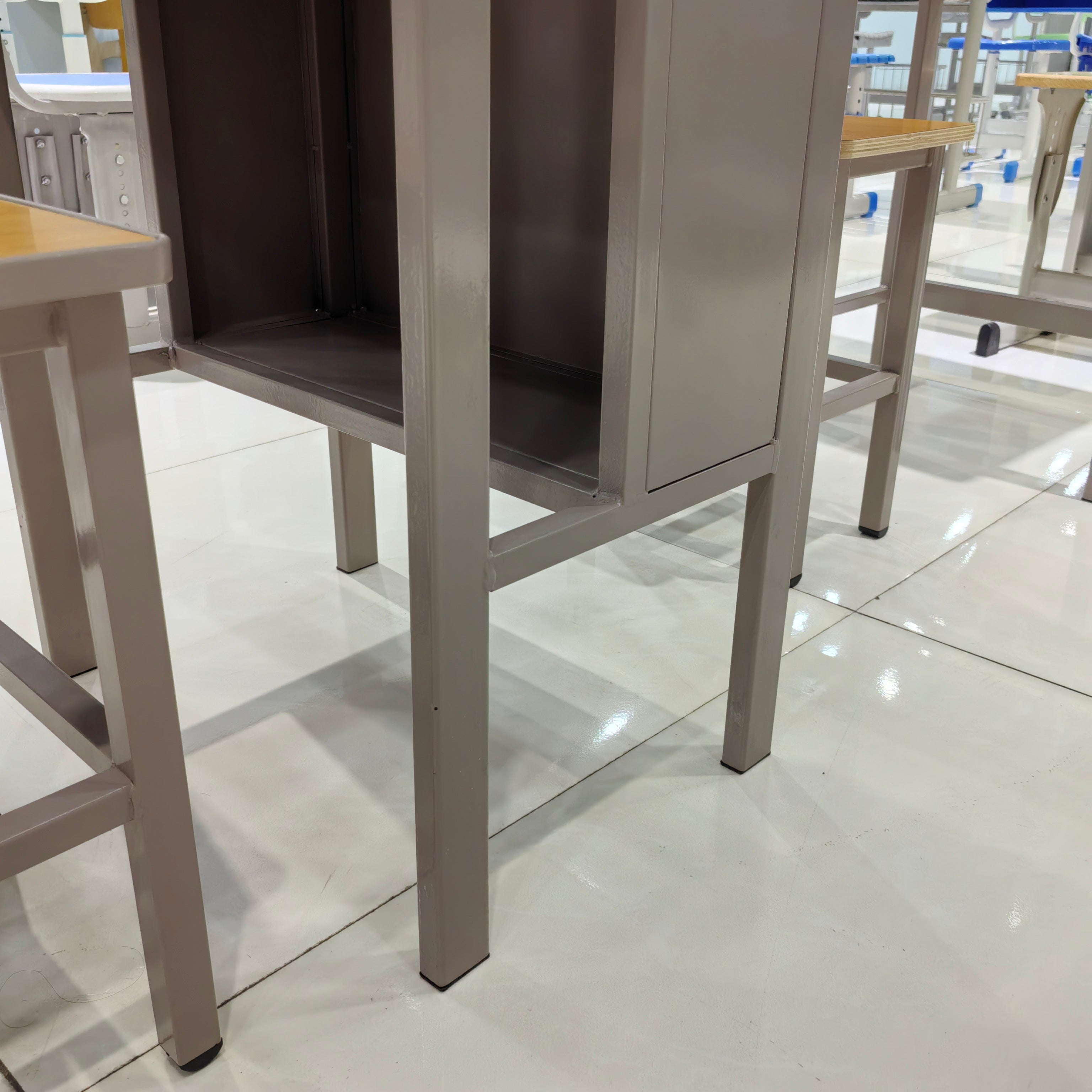 Single Desk and Chair, 1 Set (1 Table+1 Chair) LKS801DKTSL | LEUKHOME