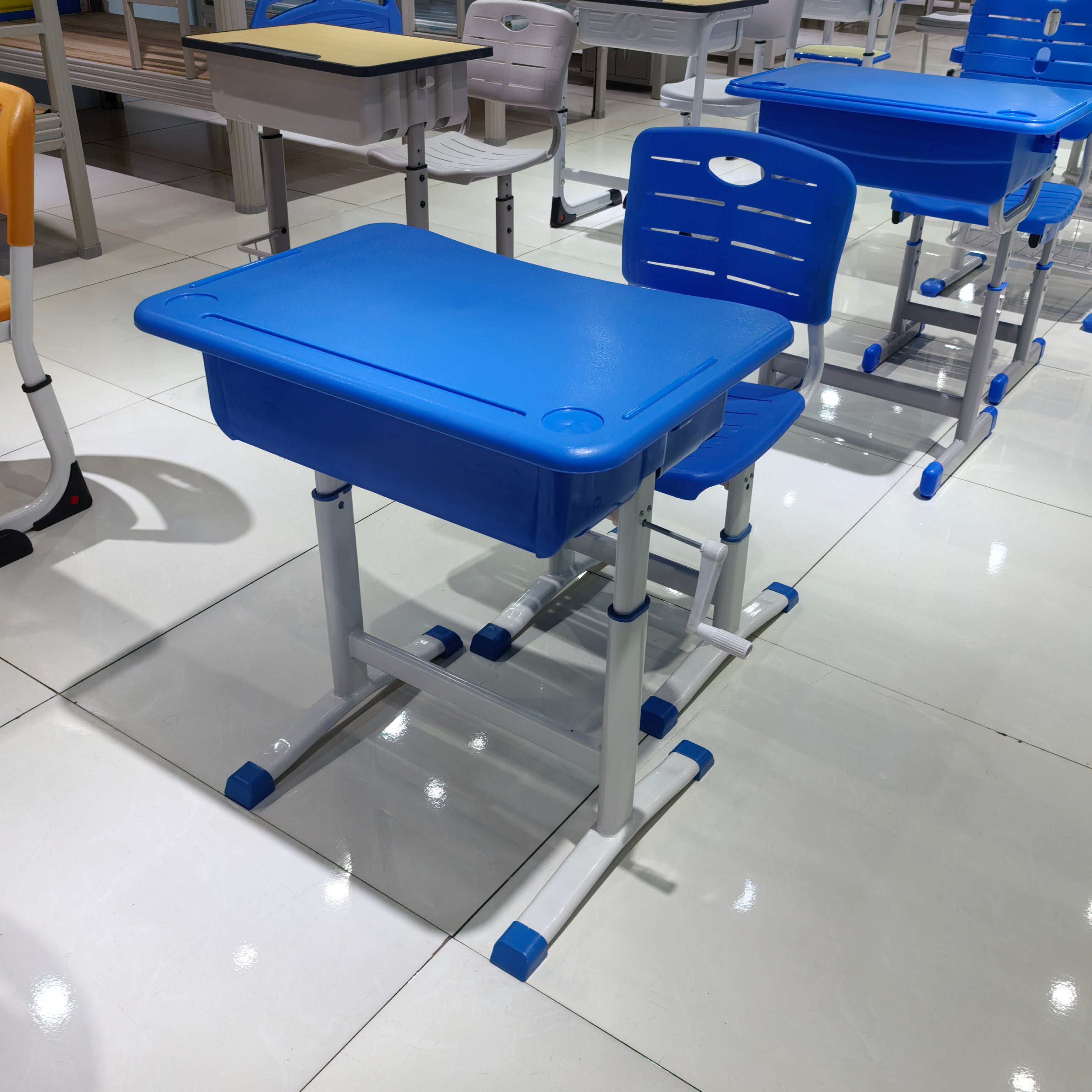 Single Desk and Chair, 1 Set (1 Table+1 Chair) LKS306DKTSL | LEUKHOME