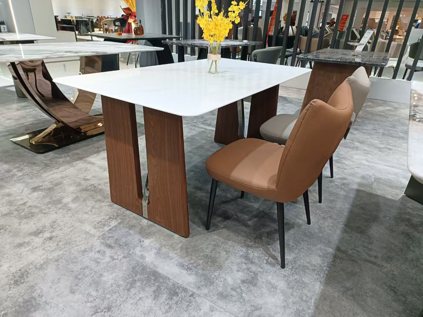 Dining Table Super Crystal Stainless Steel Wood LKD064DTYX | LEUKHOME