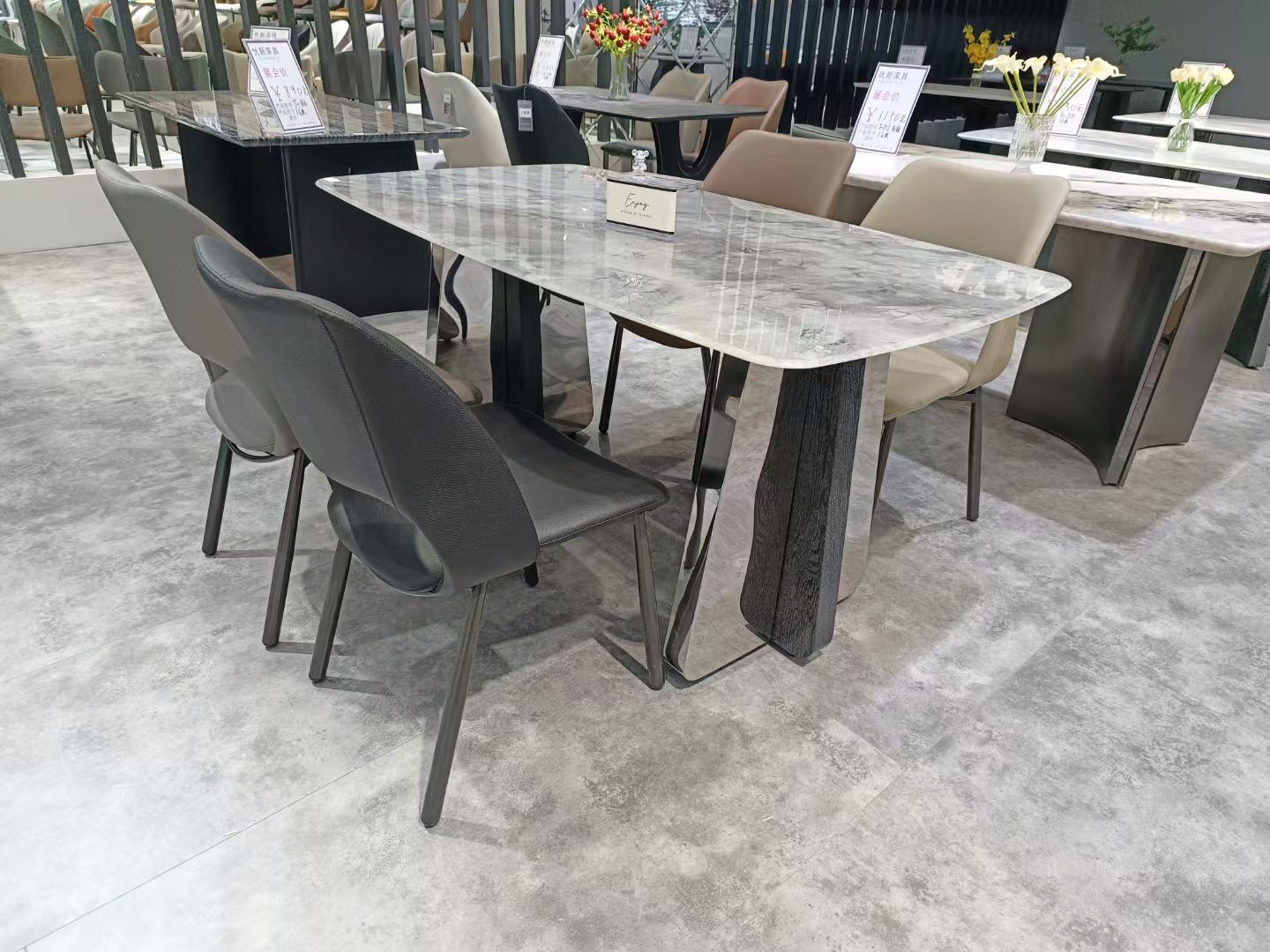 Dining Table Super Crystal Stainless Steel Wood LKD073DTYX | LEUKHOME