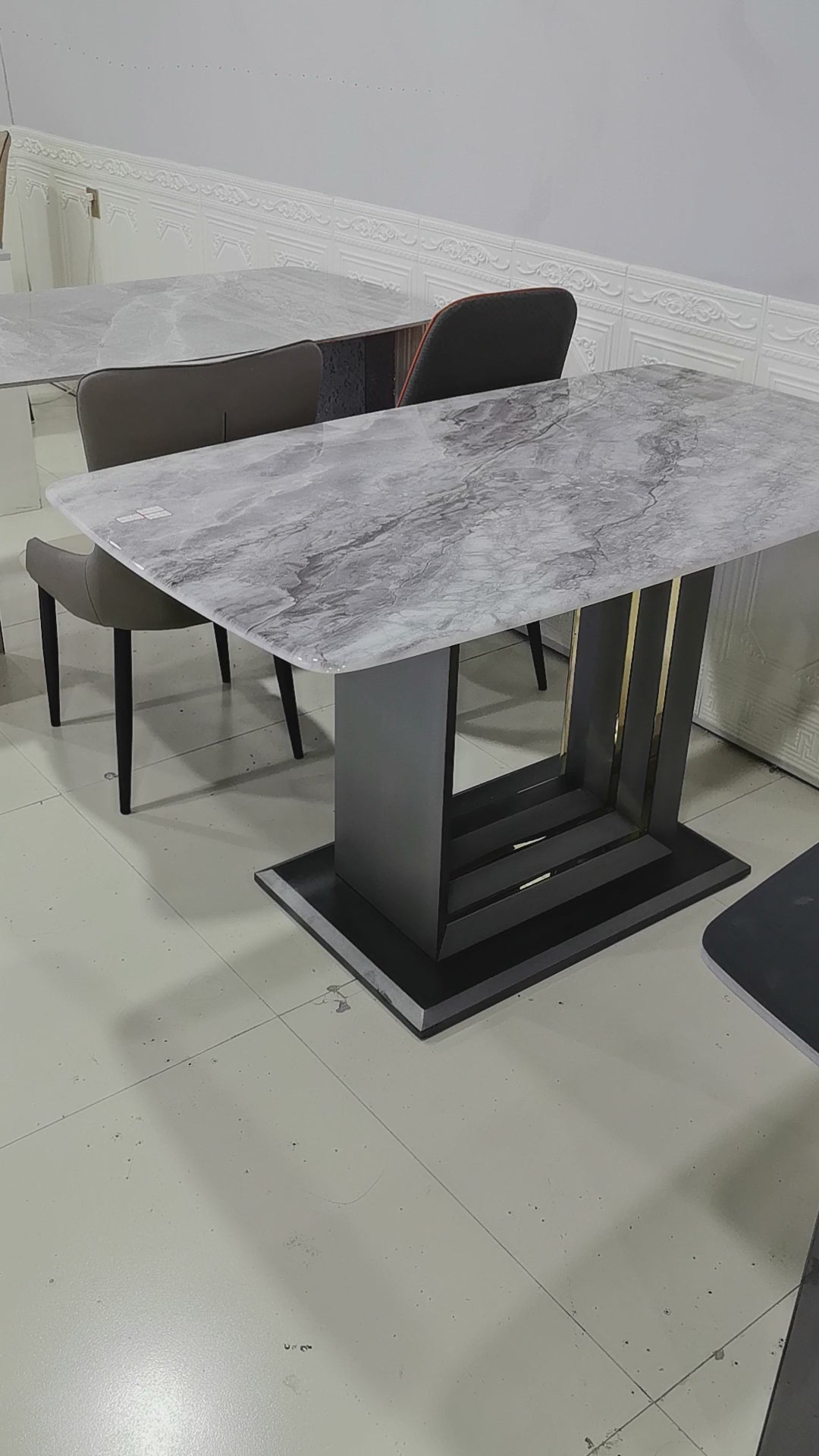 Dining Table Super Crystal Carbon Steel LKD104DTHX | LEUKHOME