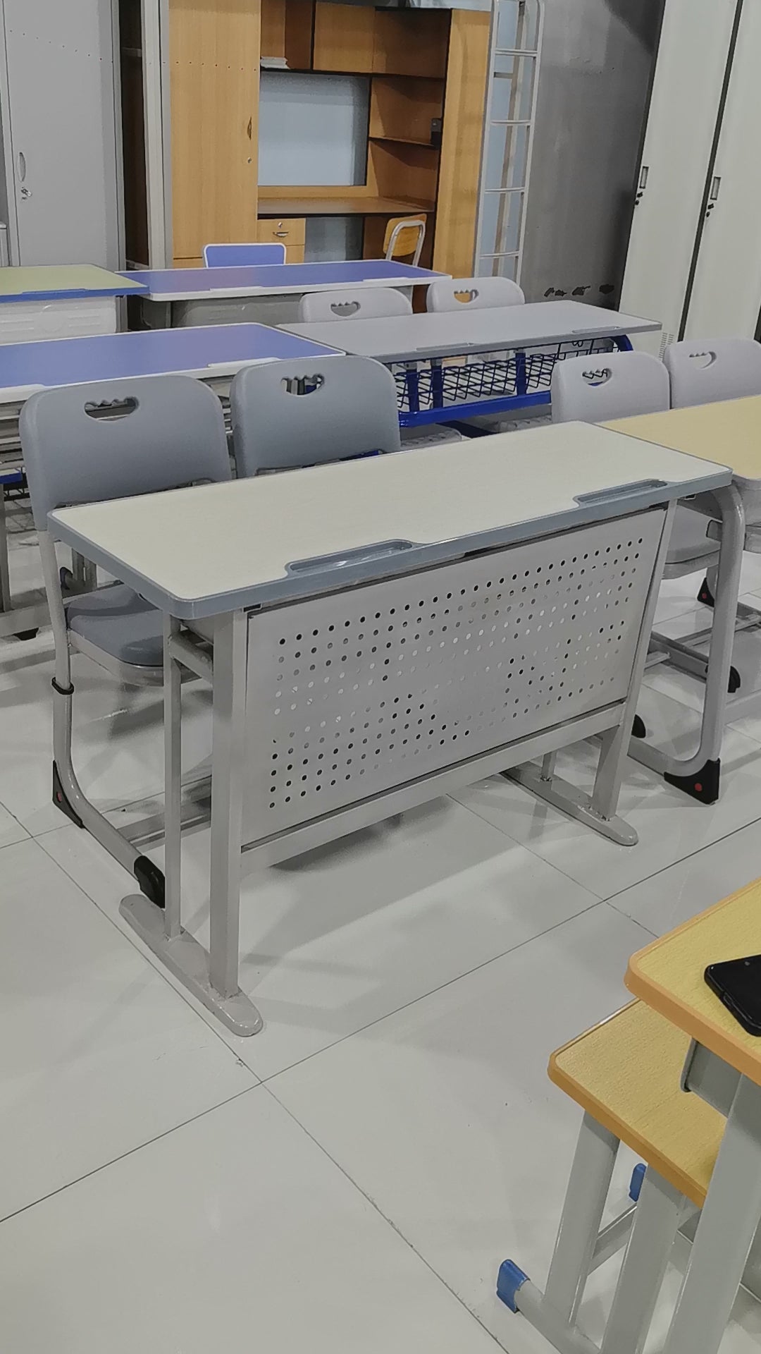 Double Desk and Chair, 1 Set (1 Table+2 Chairs) LKS104DKTSL | LEUKHOME