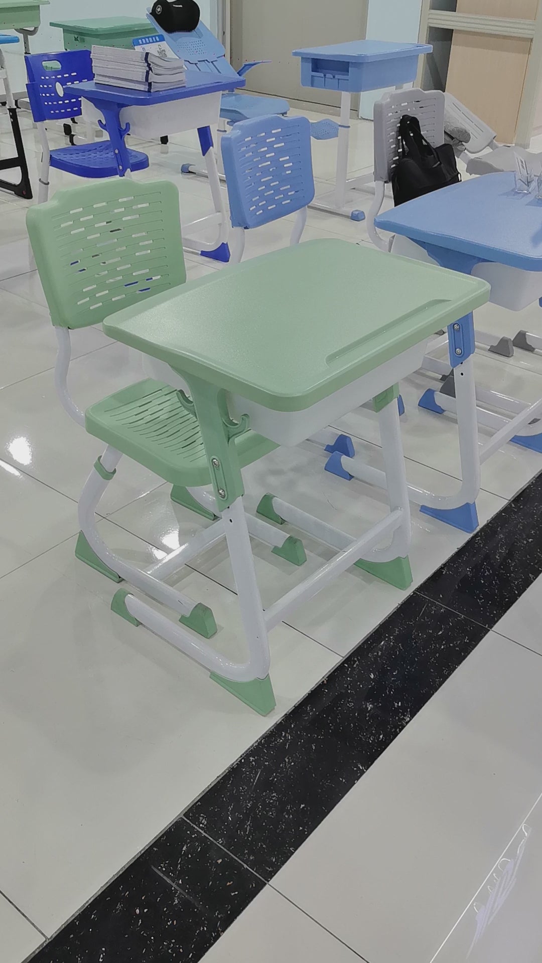 Single Desk and Chair, 2 Sets (2 Tables+2 Chairs) LKS202DKTSL | LEUKHOME